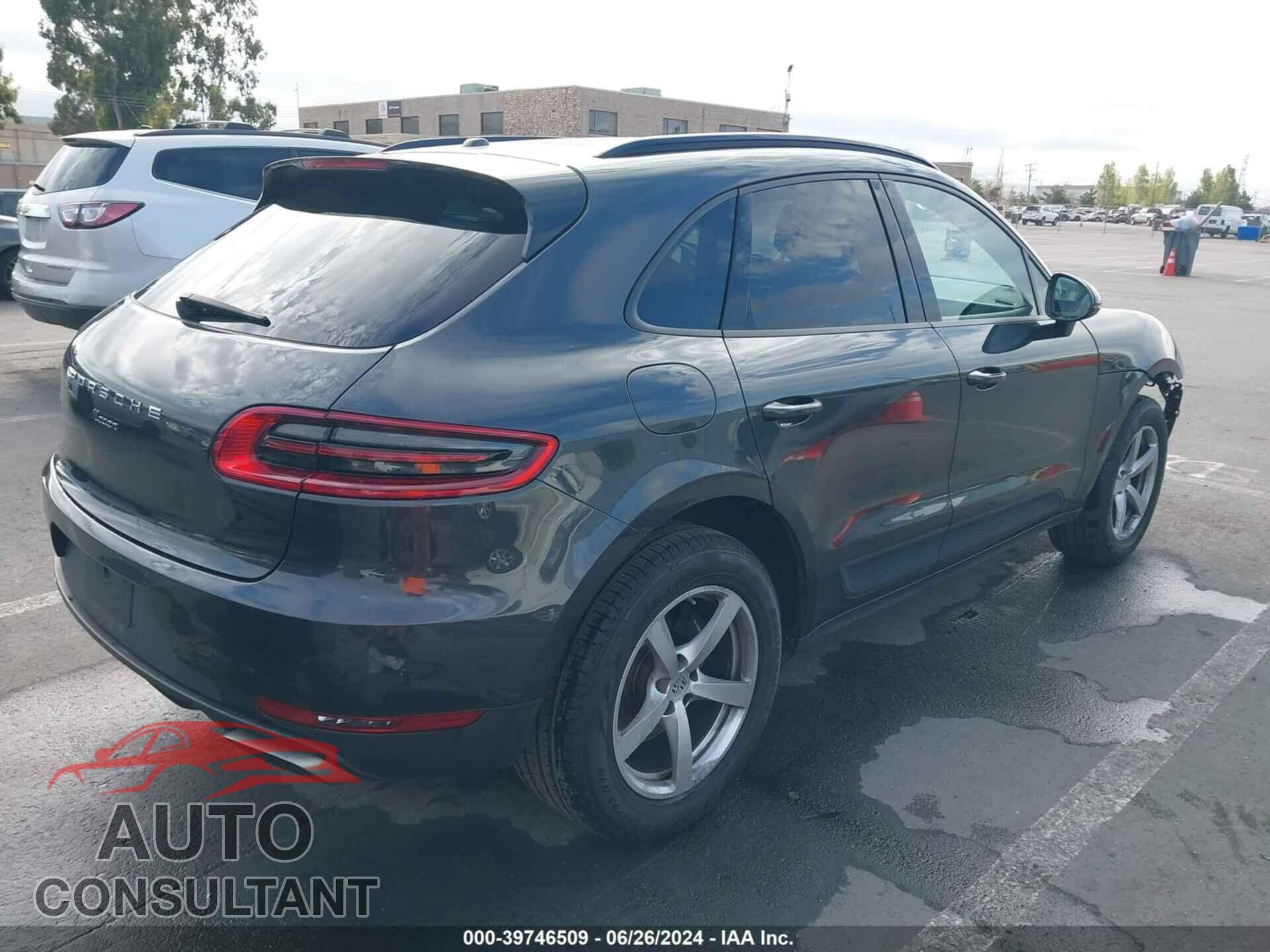 PORSCHE MACAN 2017 - WP1AA2A54HLB03275