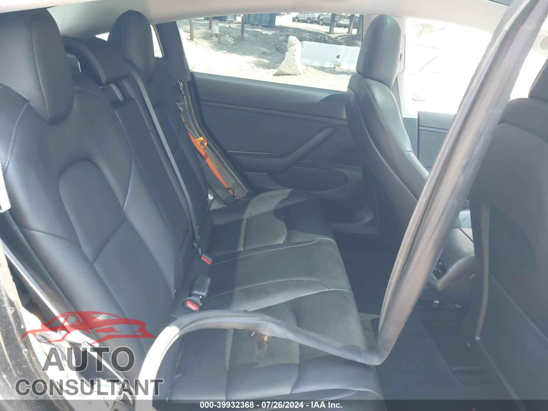 TESLA MODEL 3 2018 - 5YJ3E1EB8JF086630