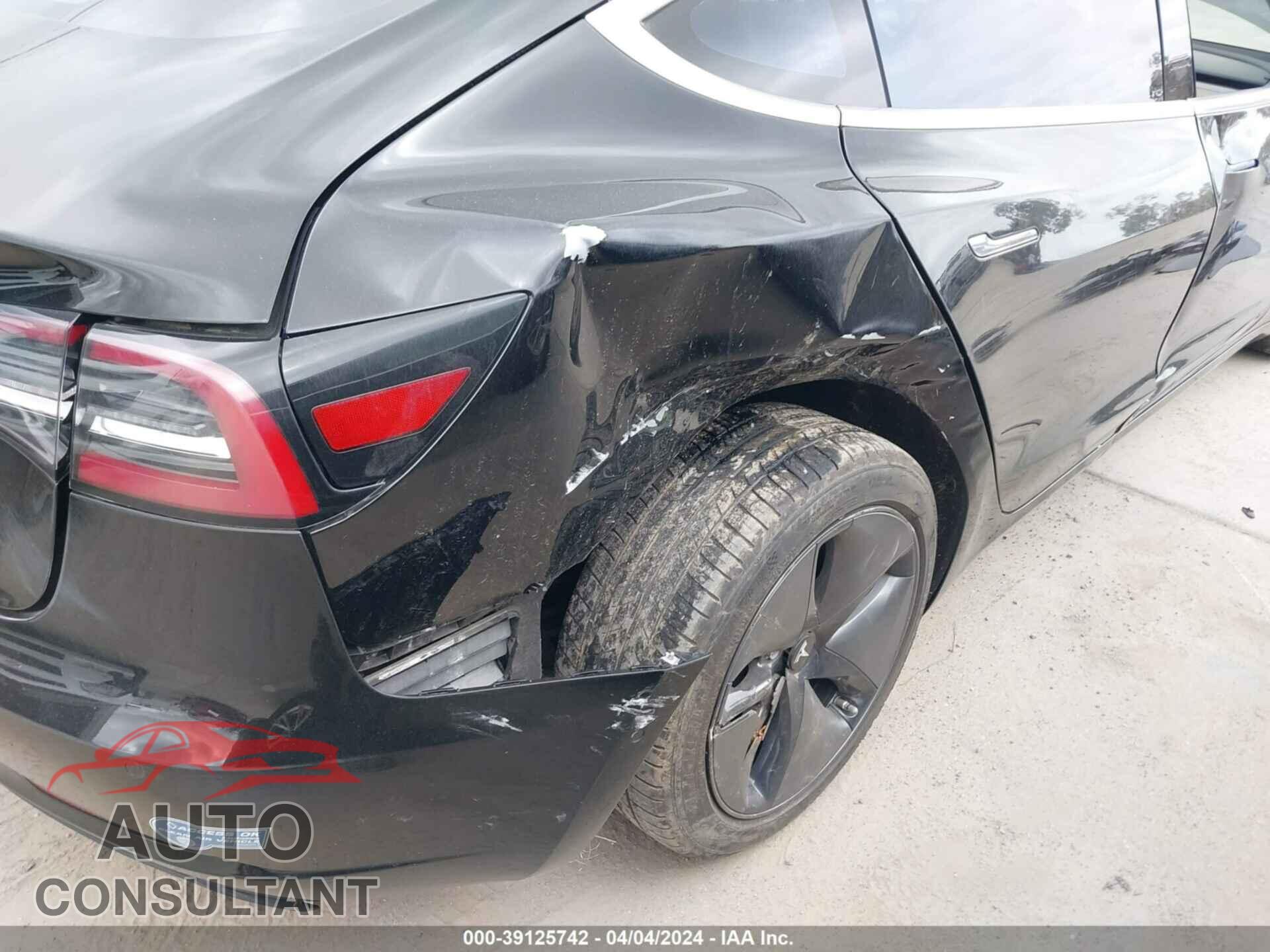 TESLA MODEL 3 2018 - 5YJ3E1EA2JF039925