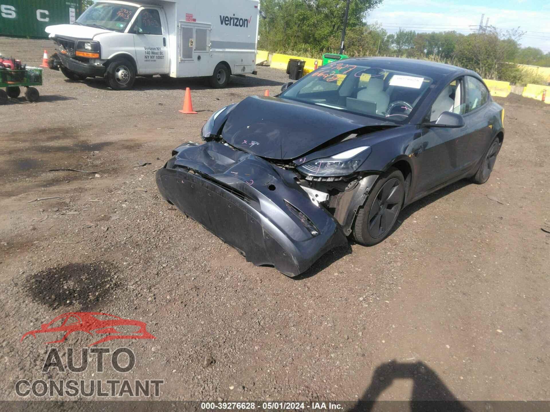 TESLA MODEL 3 2022 - 5YJ3E1EB9NF236895