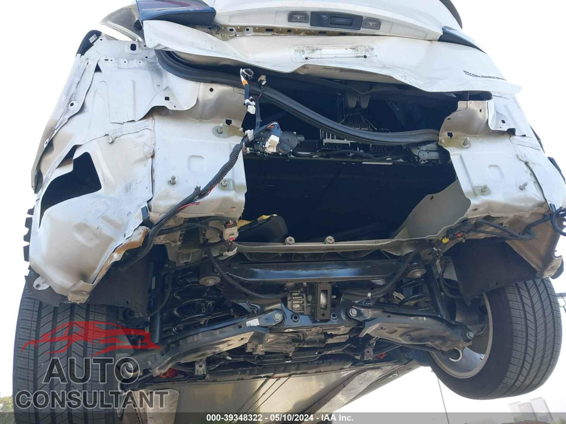 TESLA MODEL Y 2021 - 5YJYGAEE9MF113235
