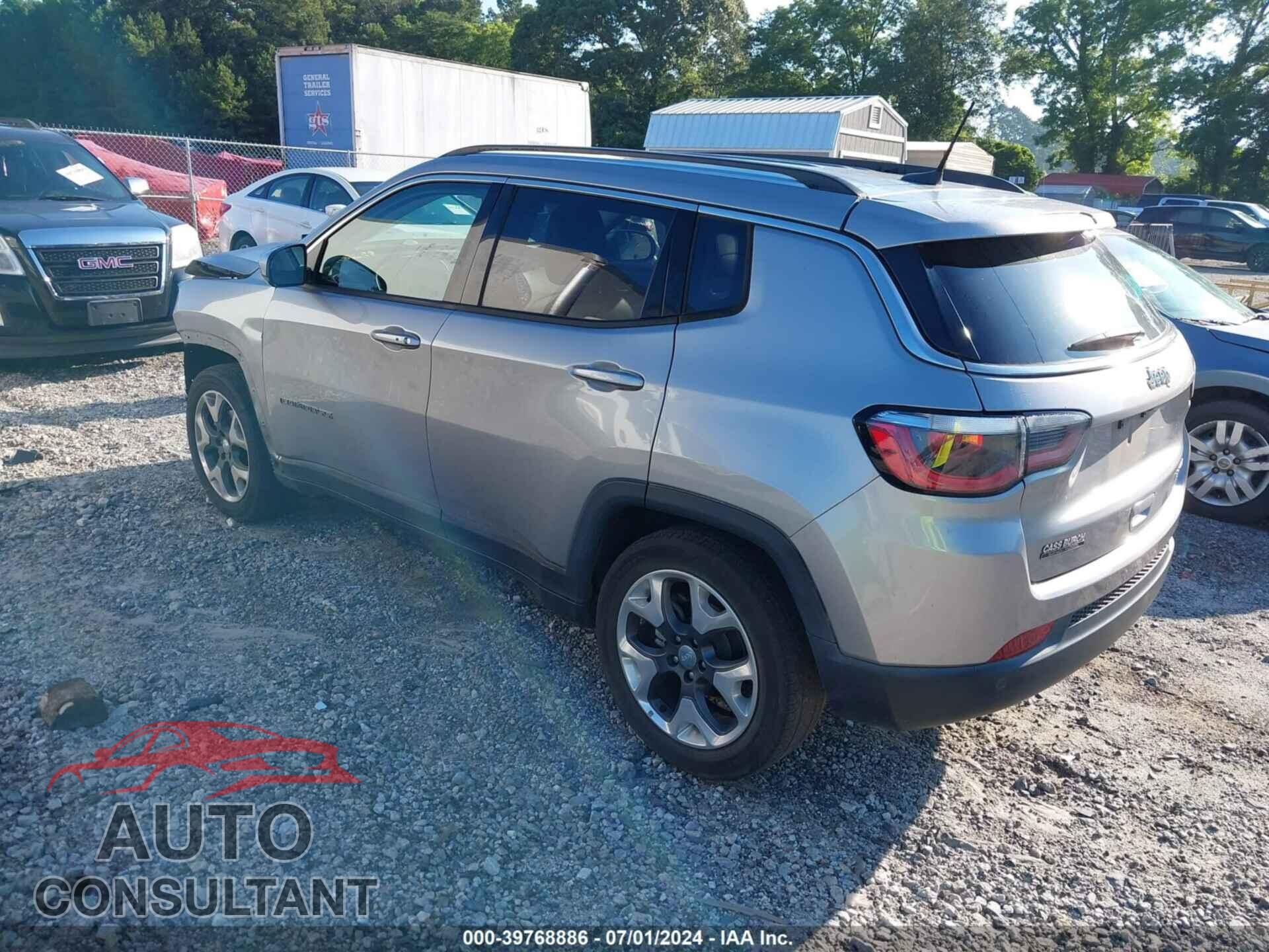 JEEP COMPASS 2018 - 3C4NJCCB8JT358615