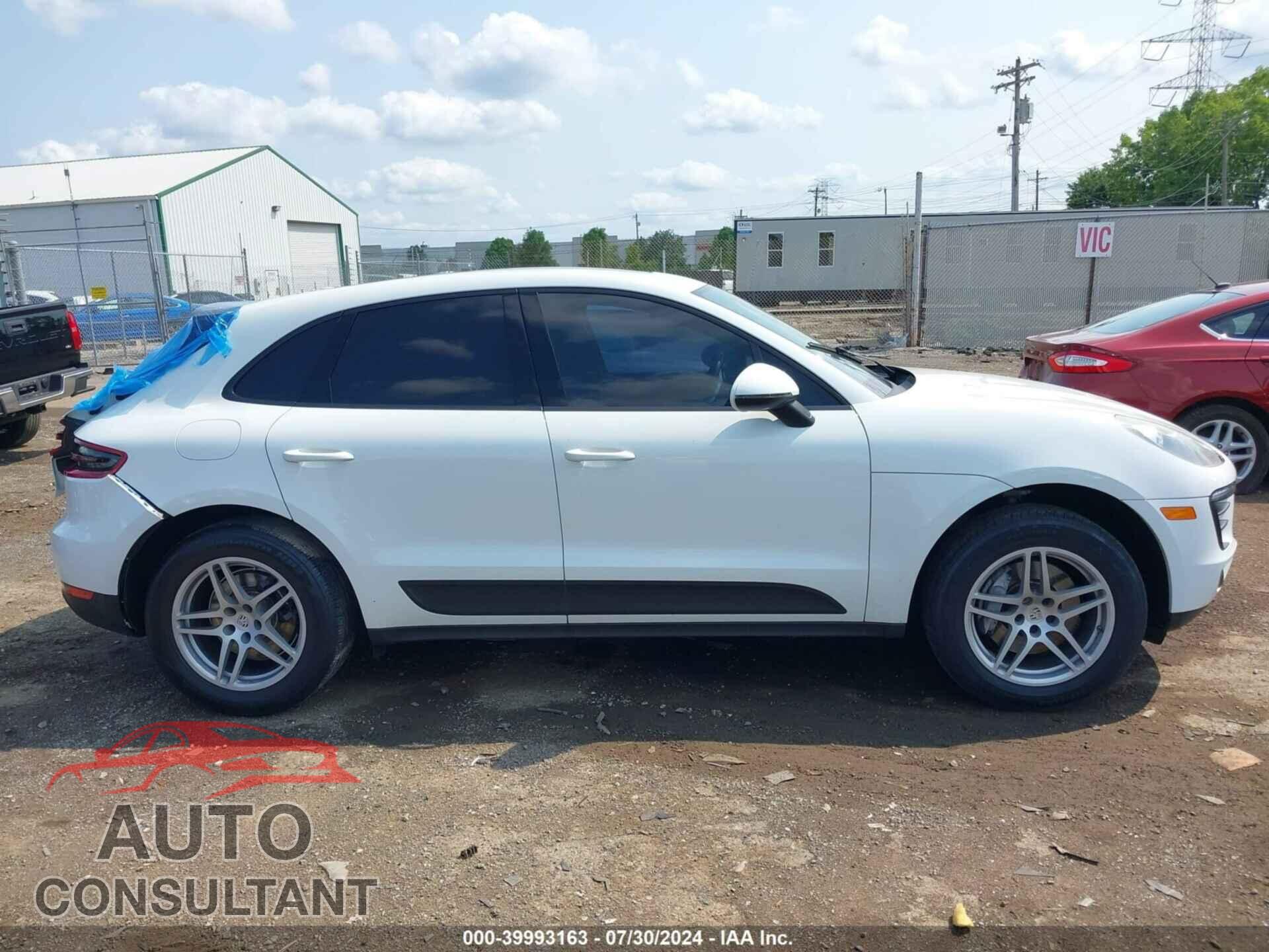 PORSCHE MACAN 2017 - WP1AA2A58HLB01142