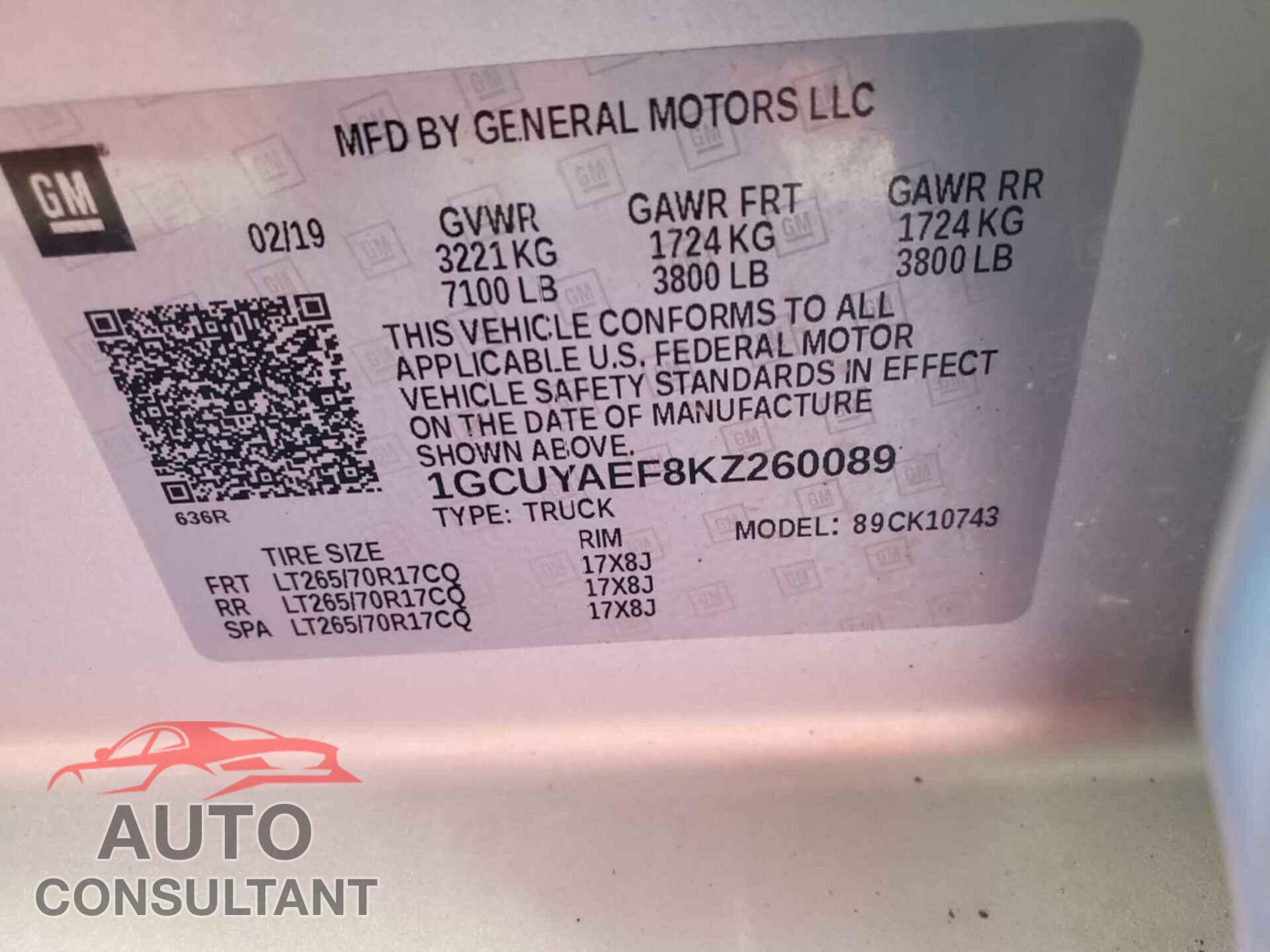 CHEVROLET SILVERADO 1500 2019 - 1GCUYAEF8KZ260089