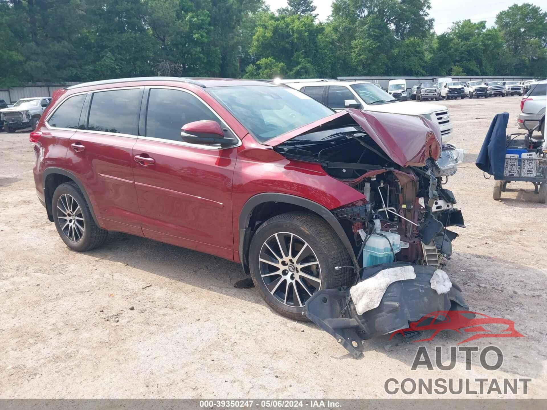 TOYOTA HIGHLANDER 2018 - 5TDKZRFH1JS288223