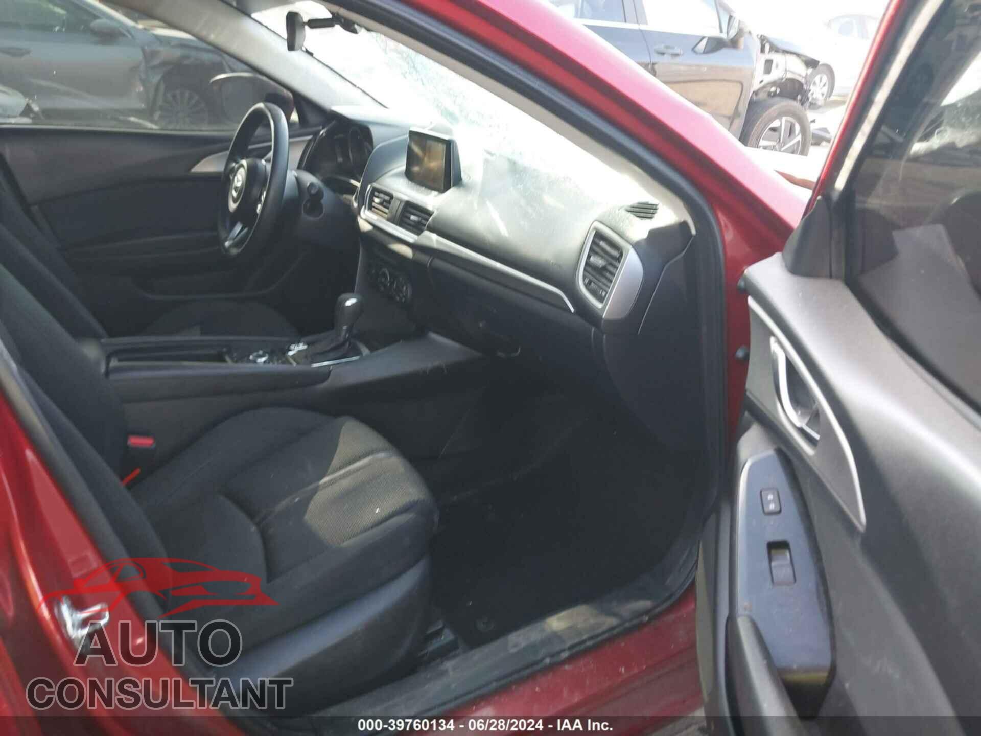 MAZDA MAZDA3 2017 - 3MZBN1U78HM128113