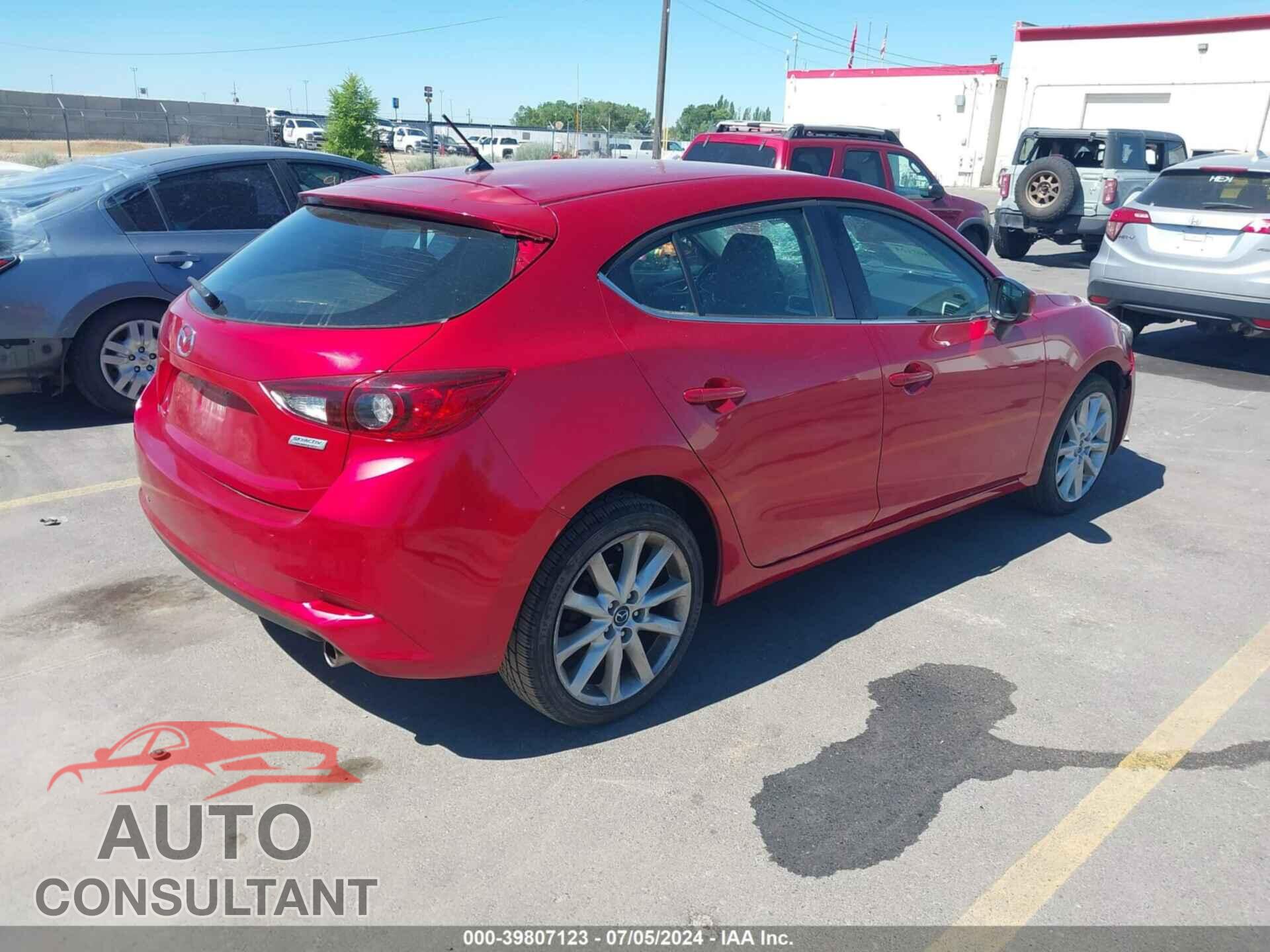 MAZDA MAZDA3 2017 - 3MZBN1L72HM114600