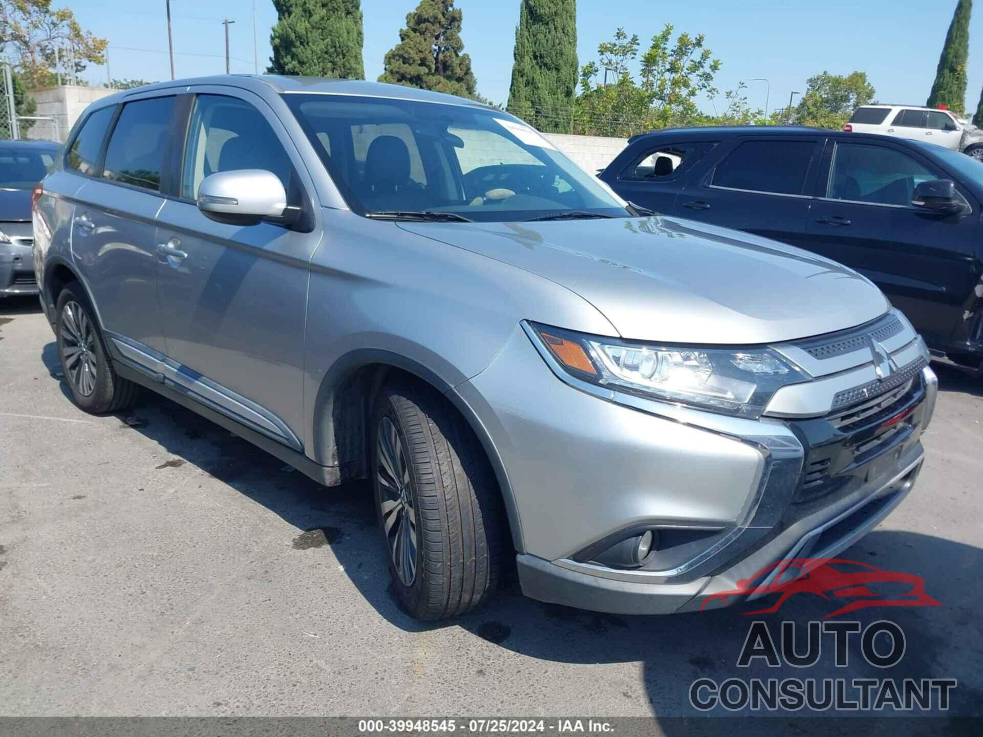 MITSUBISHI OUTLANDER 2019 - JA4AD3A34KJ001940