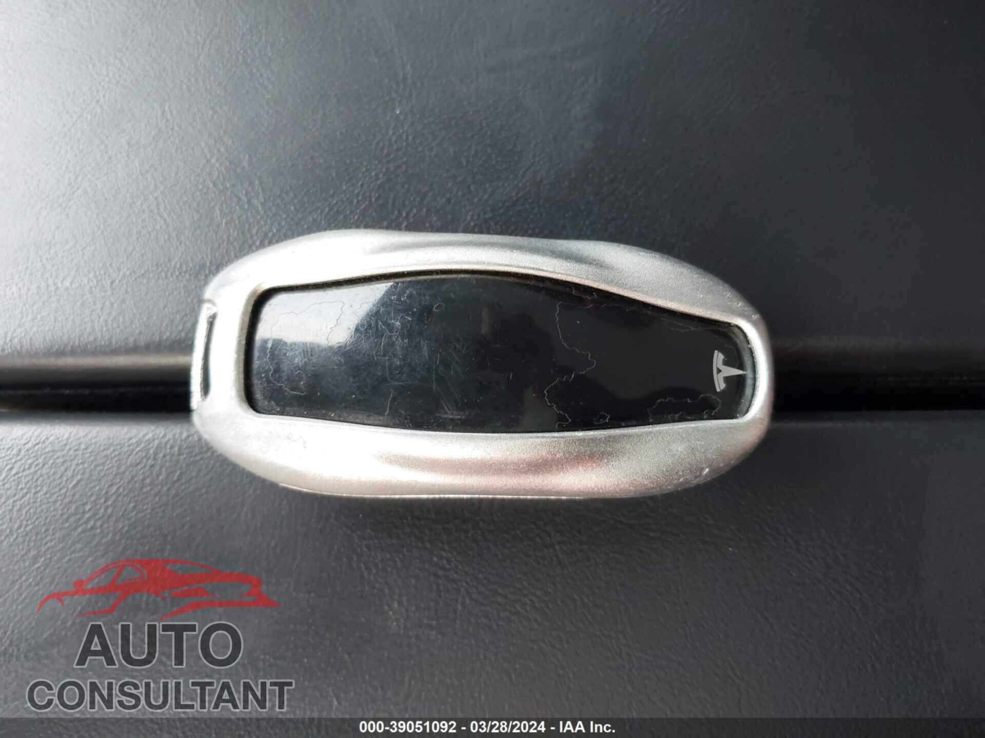 TESLA MODEL S 2018 - 5YJSA1E22JF248694