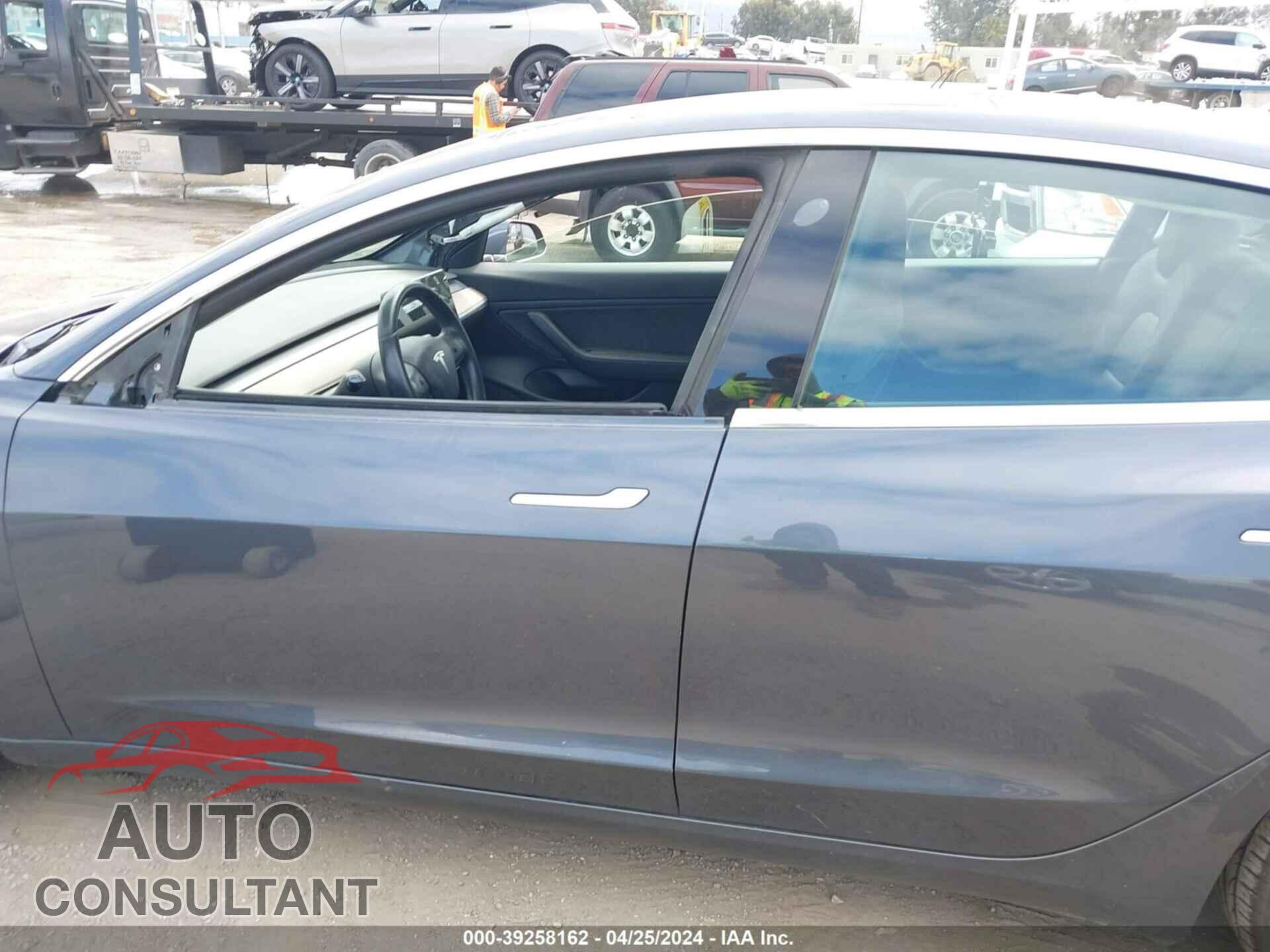 TESLA MODEL 3 2019 - 5YJ3E1EA2KF410972