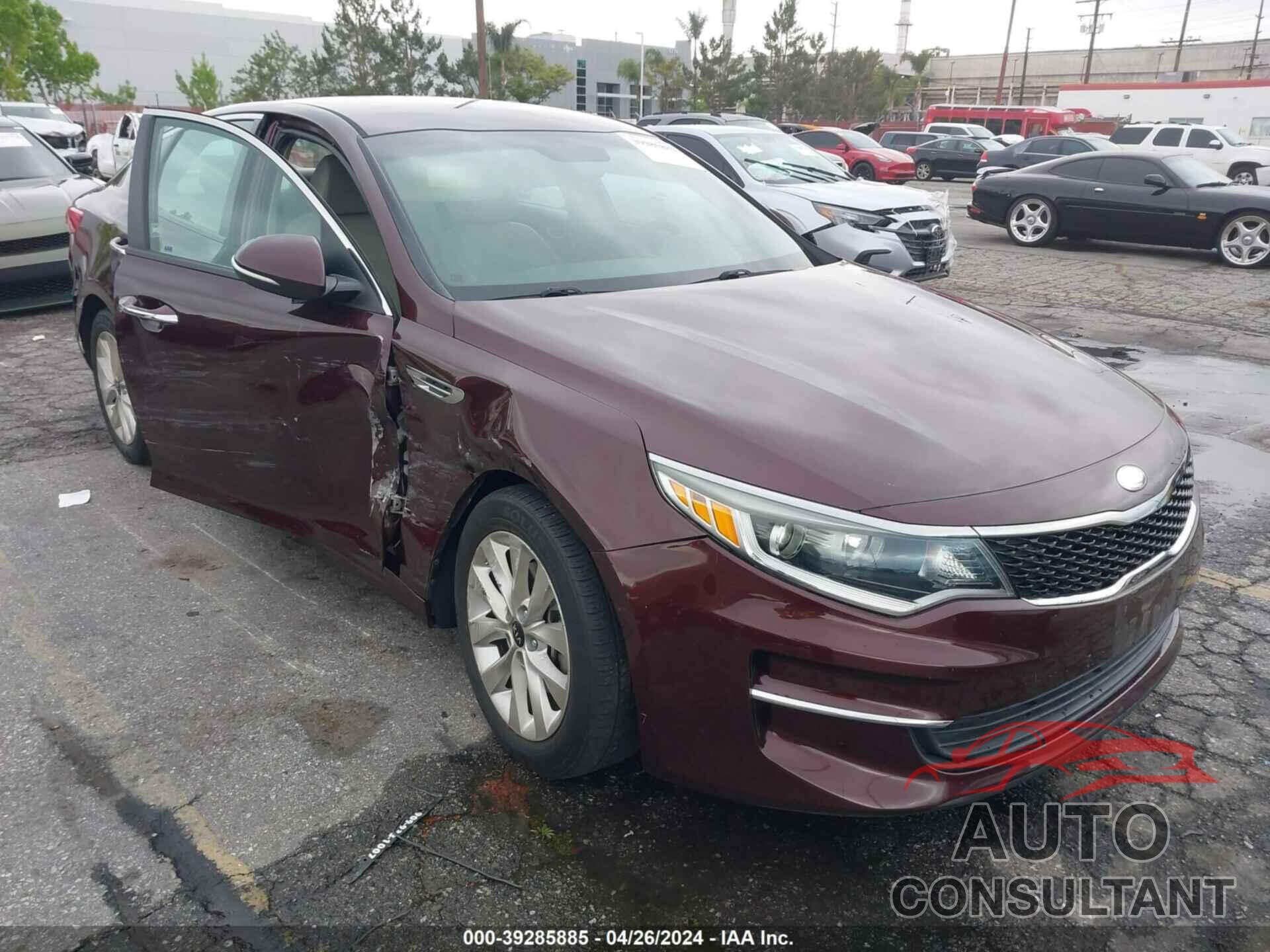 KIA OPTIMA 2018 - 5XXGT4L30JG254097