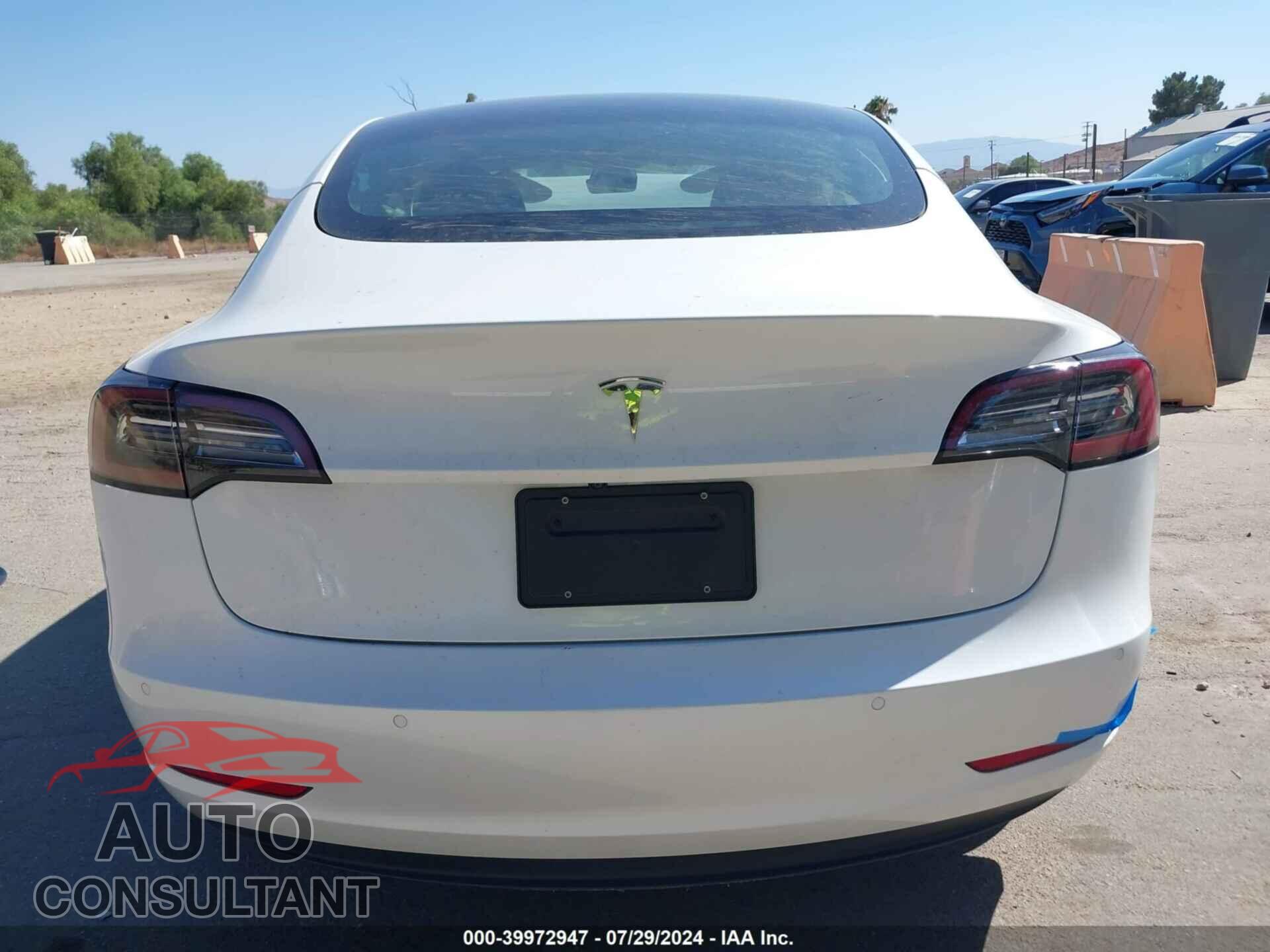 TESLA MODEL 3 2021 - 5YJ3E1EA1MF994901