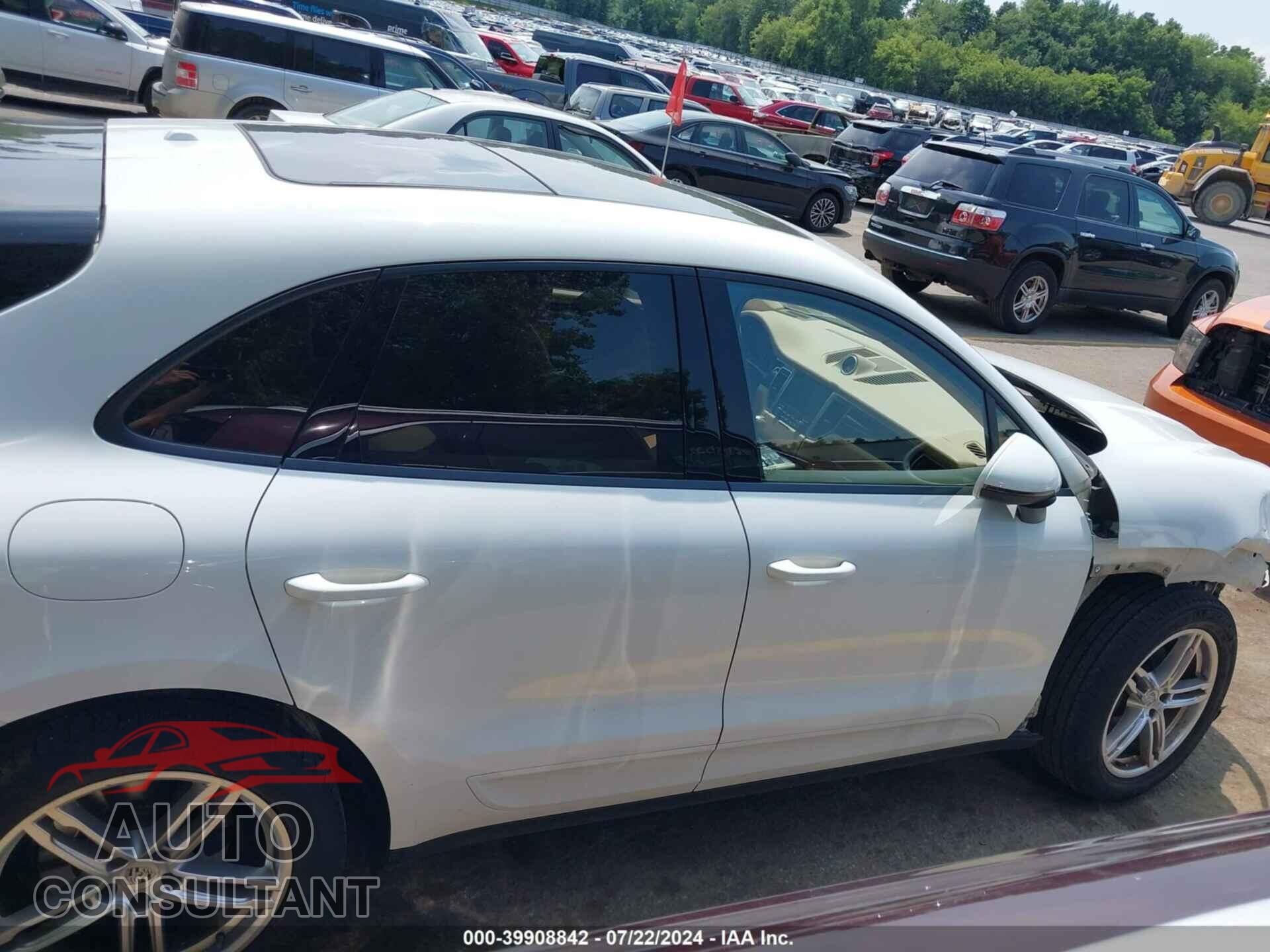 PORSCHE MACAN 2017 - WP1AA2A52HLB05932