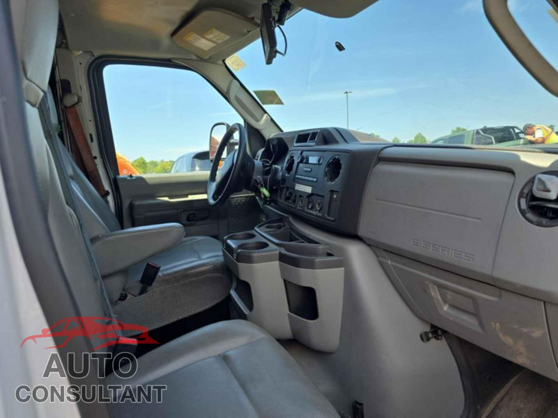 FORD E-450 CUTAWAY 2017 - 1FDXE4FS4HDC69053