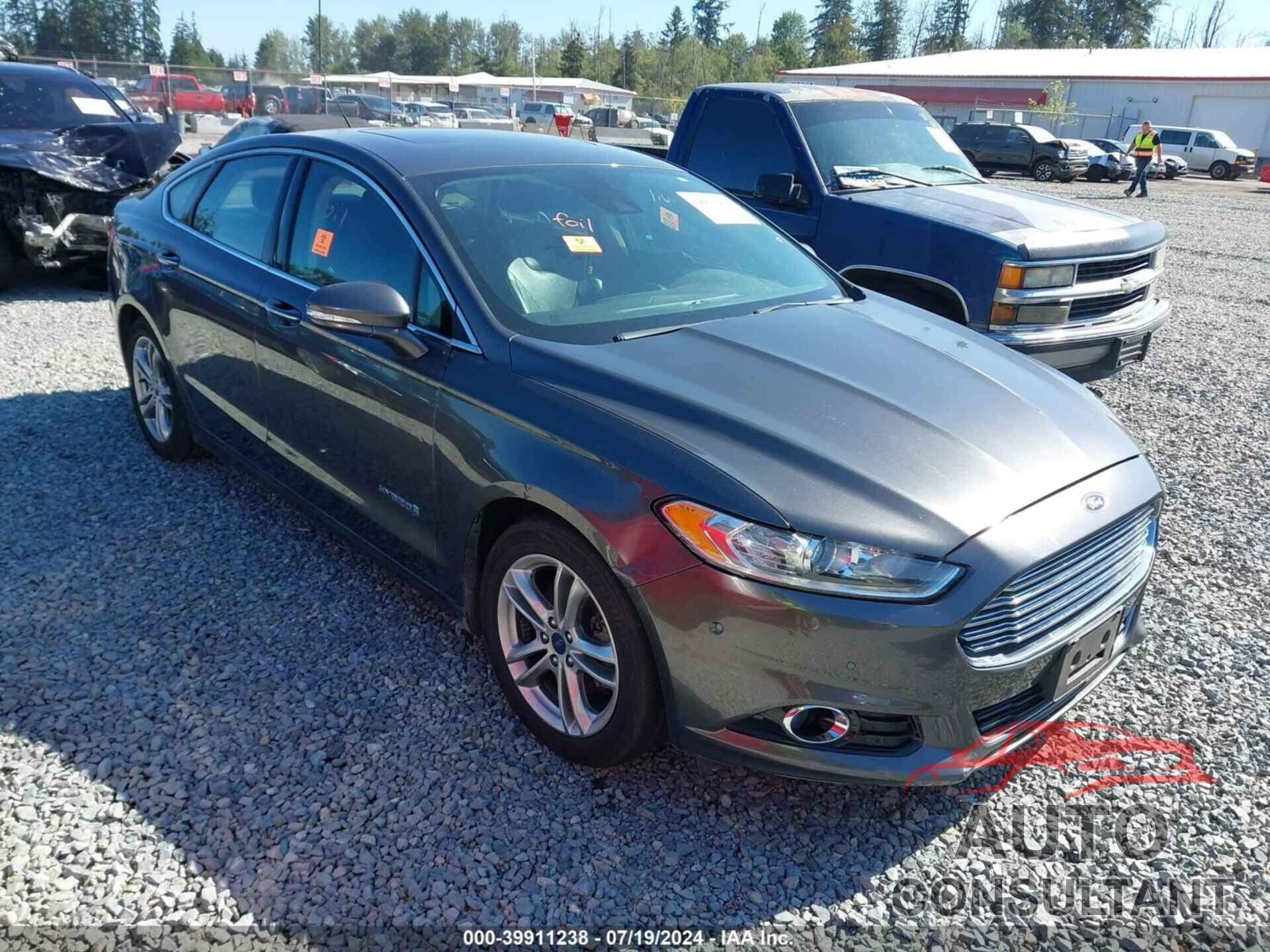 FORD FUSION HYBRID 2016 - 3FA6P0RU1GR116366