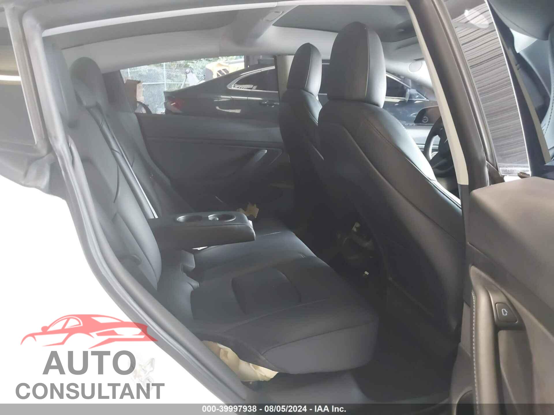 TESLA MODEL 3 2021 - 5YJ3E1EA0MF939534