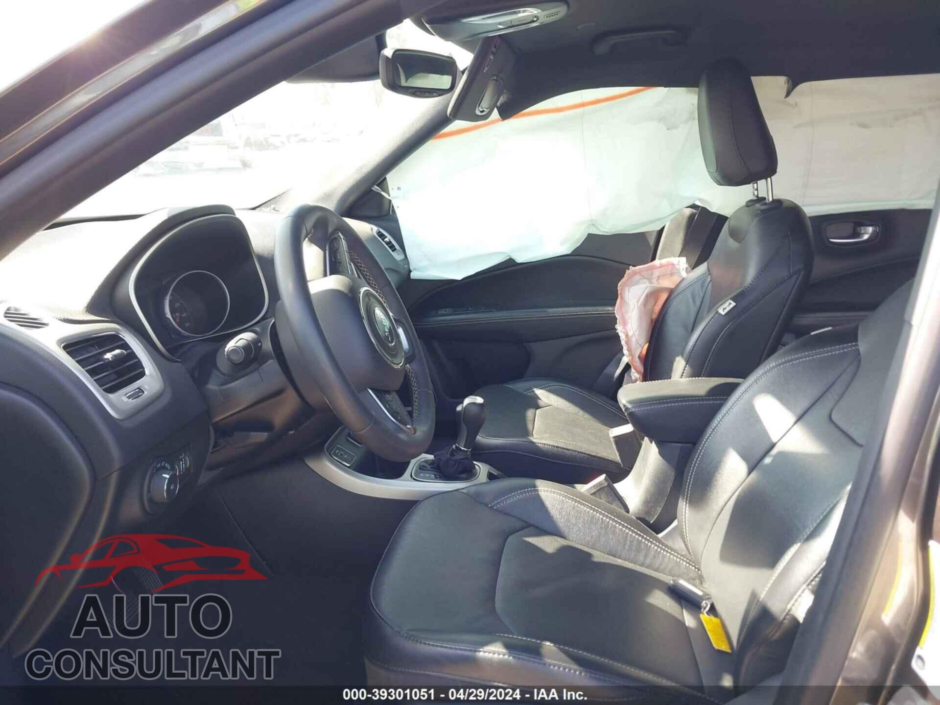 JEEP COMPASS 2021 - 3C4NJCEB0MT564190
