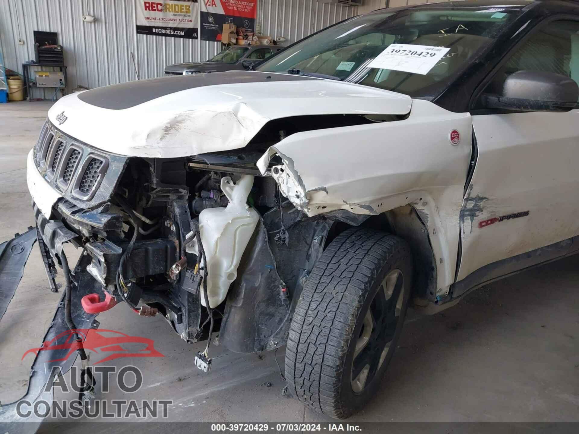 JEEP COMPASS 2018 - 3C4NJDDB9JT249939
