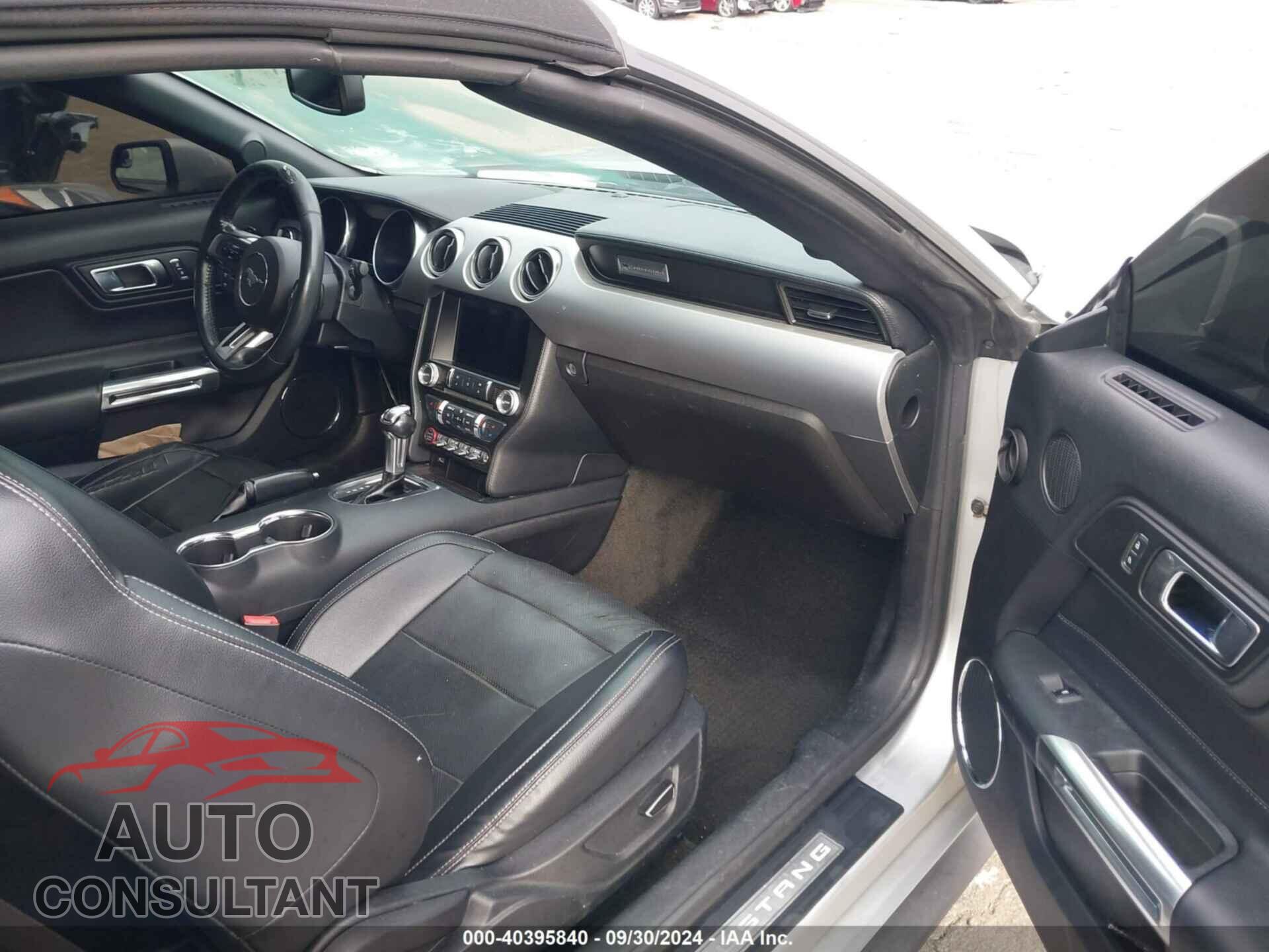 FORD MUSTANG 2018 - 1FATP8UH7J5138832
