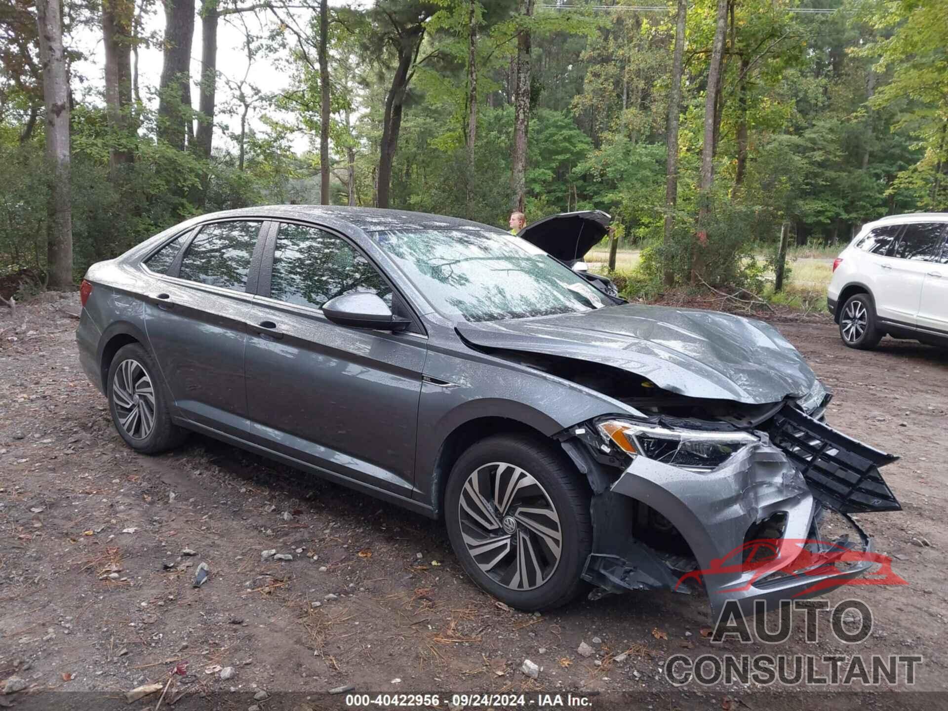 VOLKSWAGEN JETTA 2020 - 3VWEB7BU8LM054895