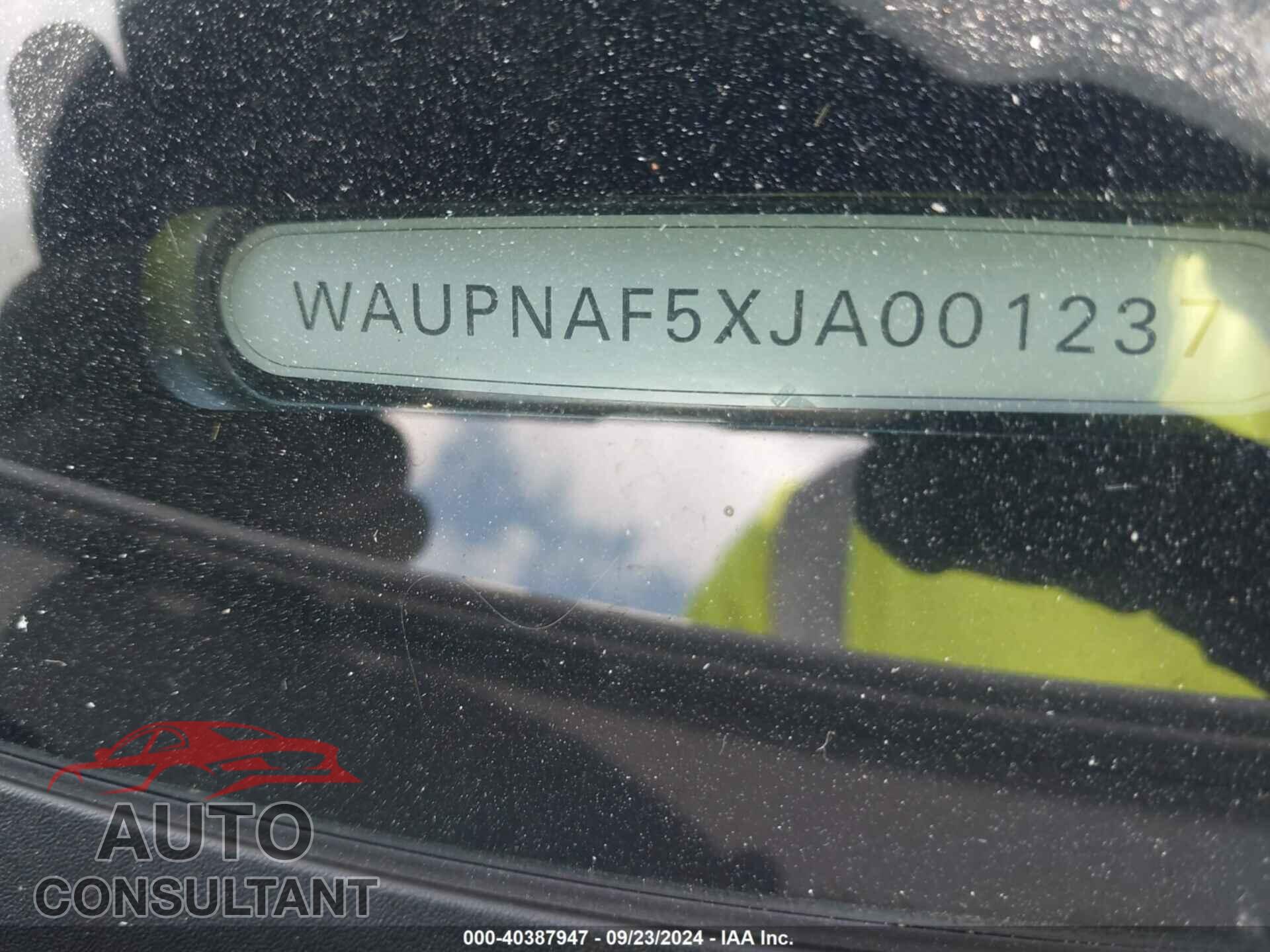 AUDI A5 2018 - WAUPNAF5XJA001237