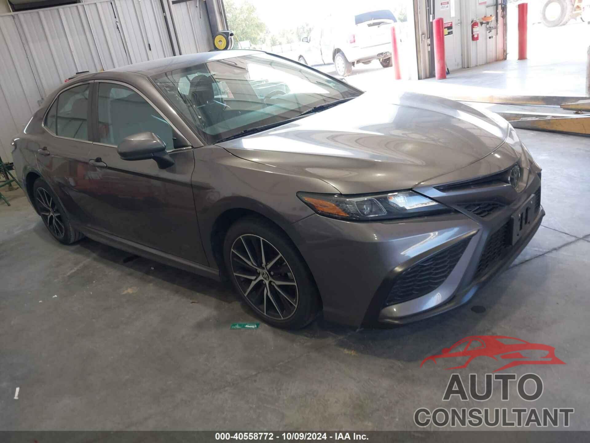 TOYOTA CAMRY 2021 - 4T1G11AK3MU428253