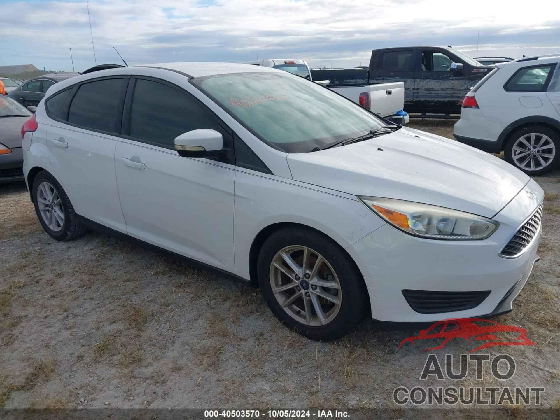 FORD FOCUS 2017 - 1FADP3K27HL287057