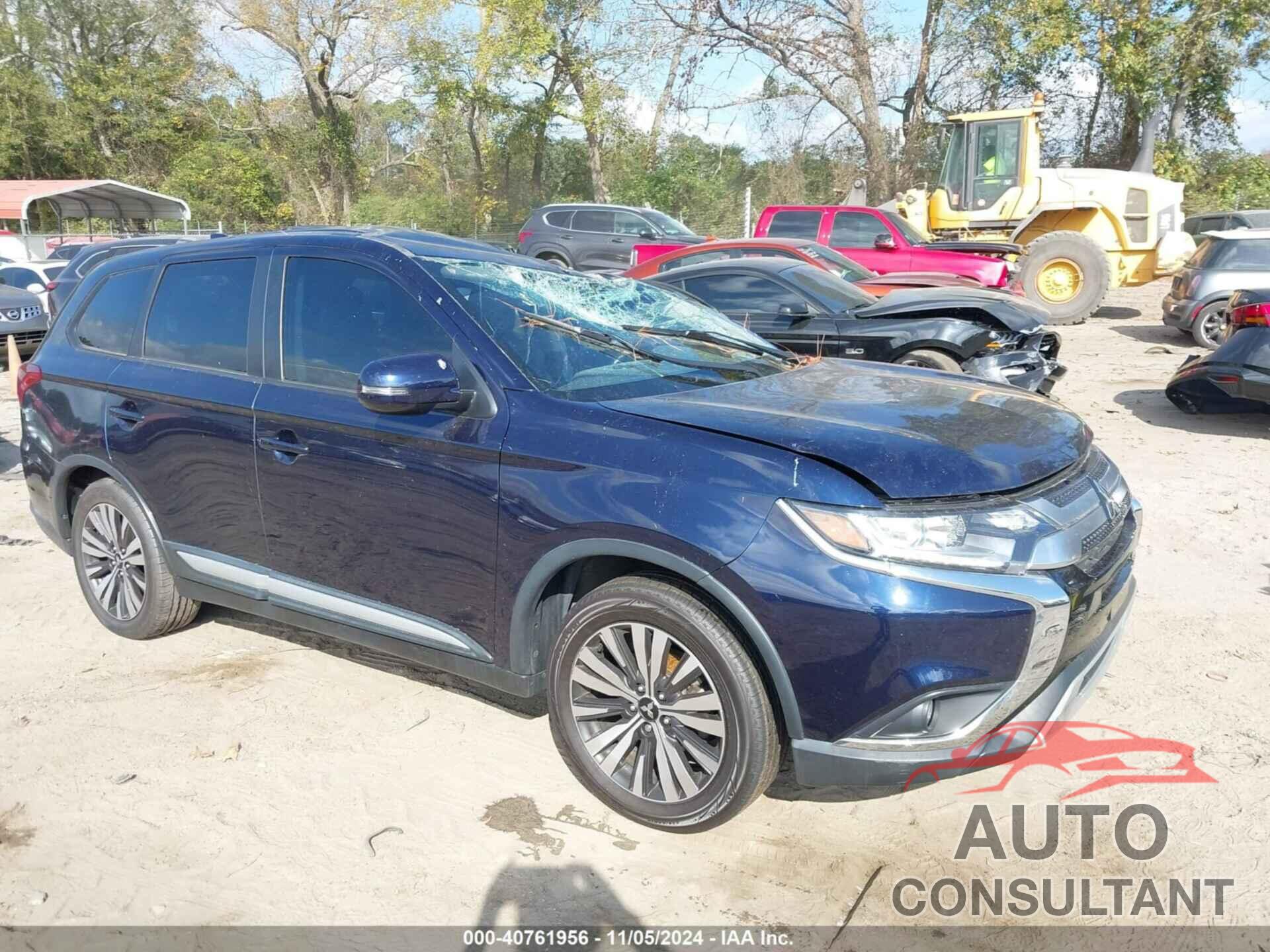 MITSUBISHI OUTLANDER 2019 - JA4AD3A34KZ013278