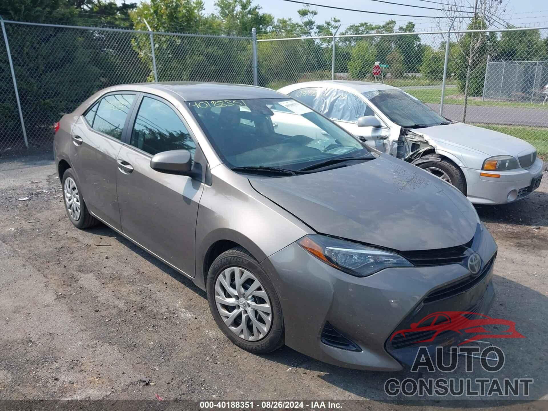 TOYOTA COROLLA 2018 - 2T1BURHE3JC101218