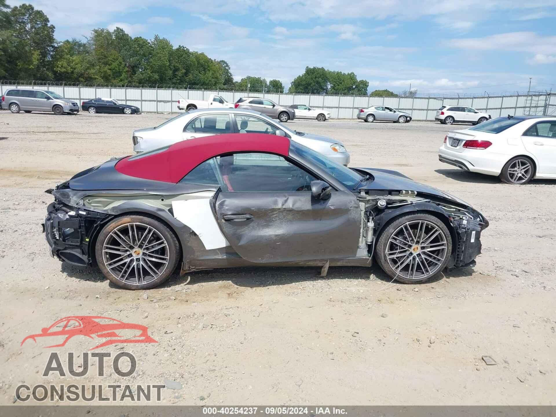PORSCHE 911 2017 - WP0CA2A92HS141932