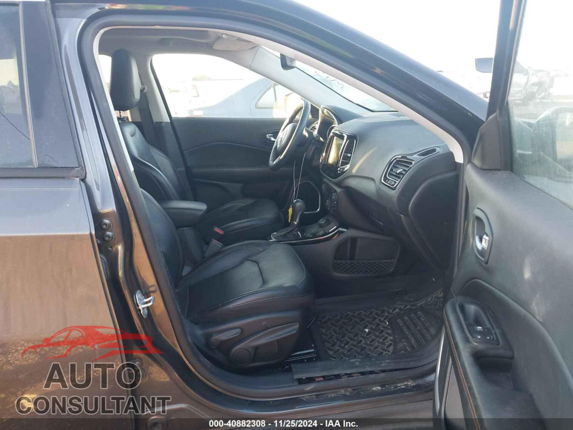 JEEP COMPASS 2019 - 3C4NJDCB9KT656629