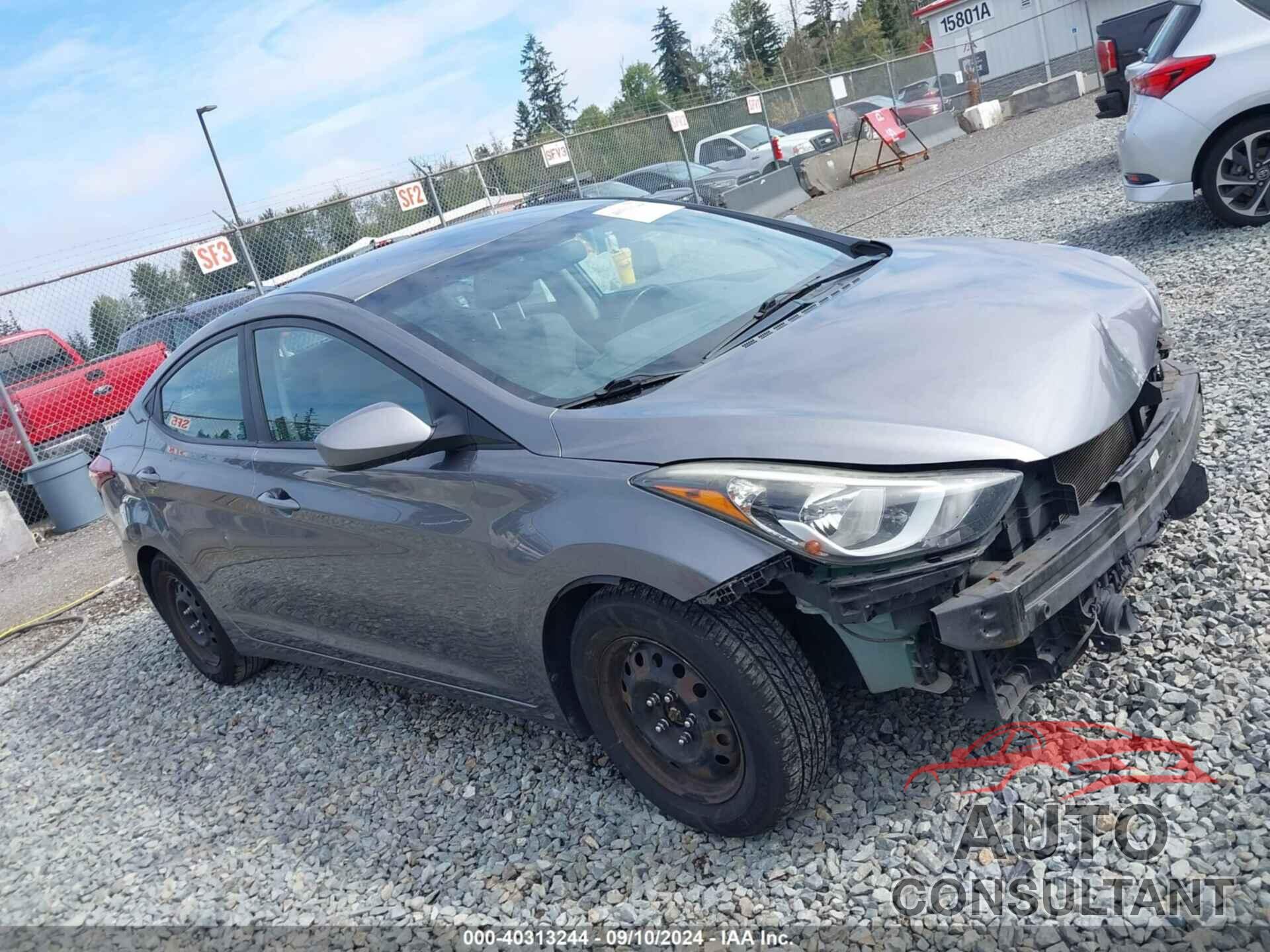HYUNDAI ELANTRA 2016 - KMHDH4AE8GU638118