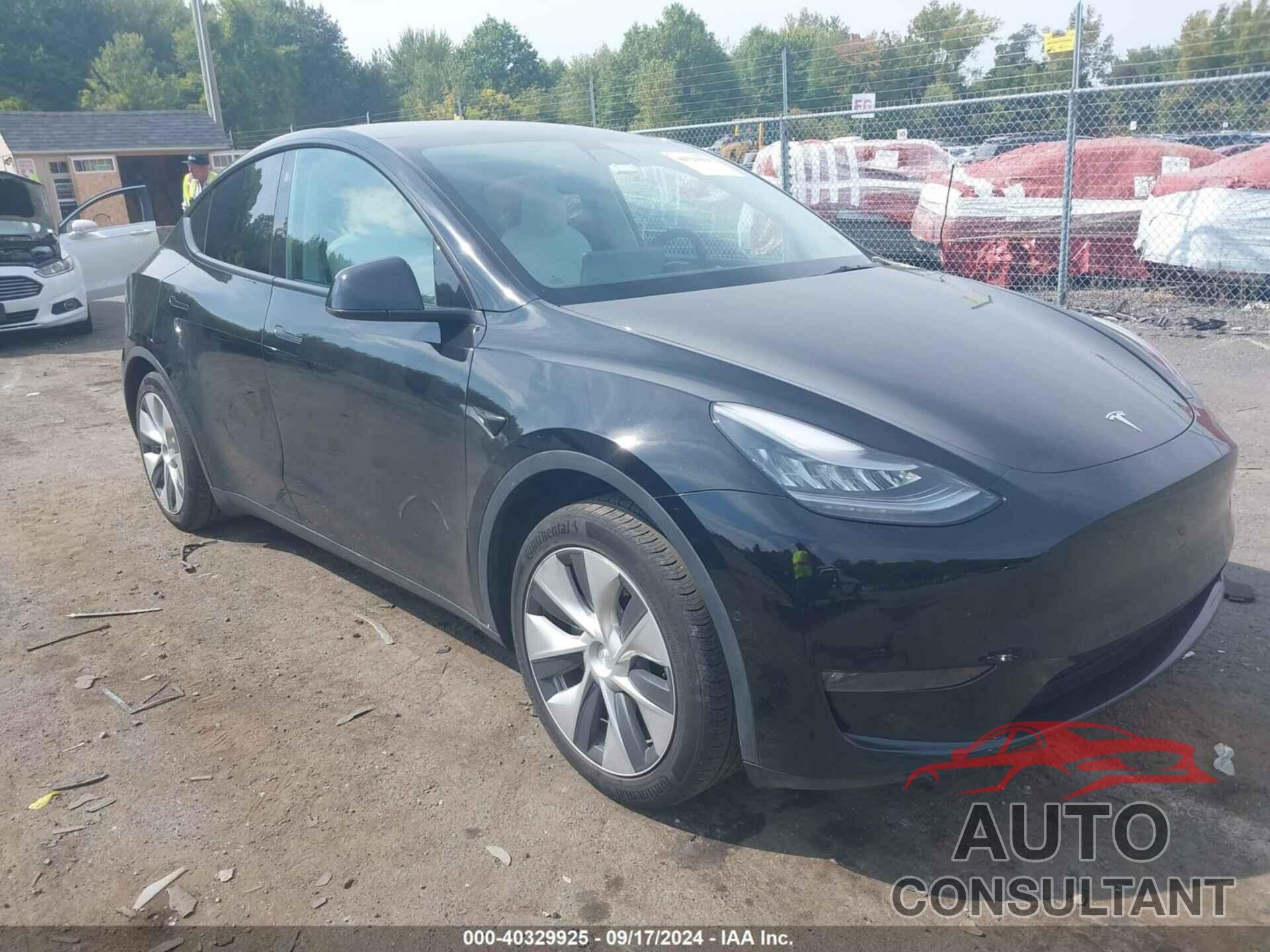 TESLA MODEL Y 2021 - 5YJYGDED5MF110342