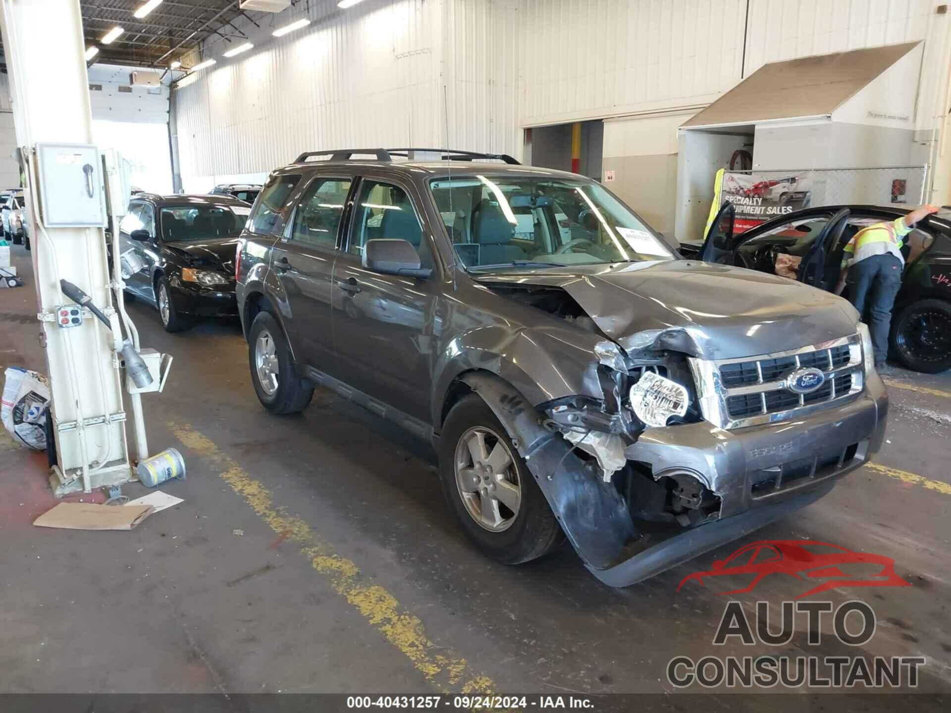 FORD ESCAPE 2011 - 1FMCU0C78BKB19296