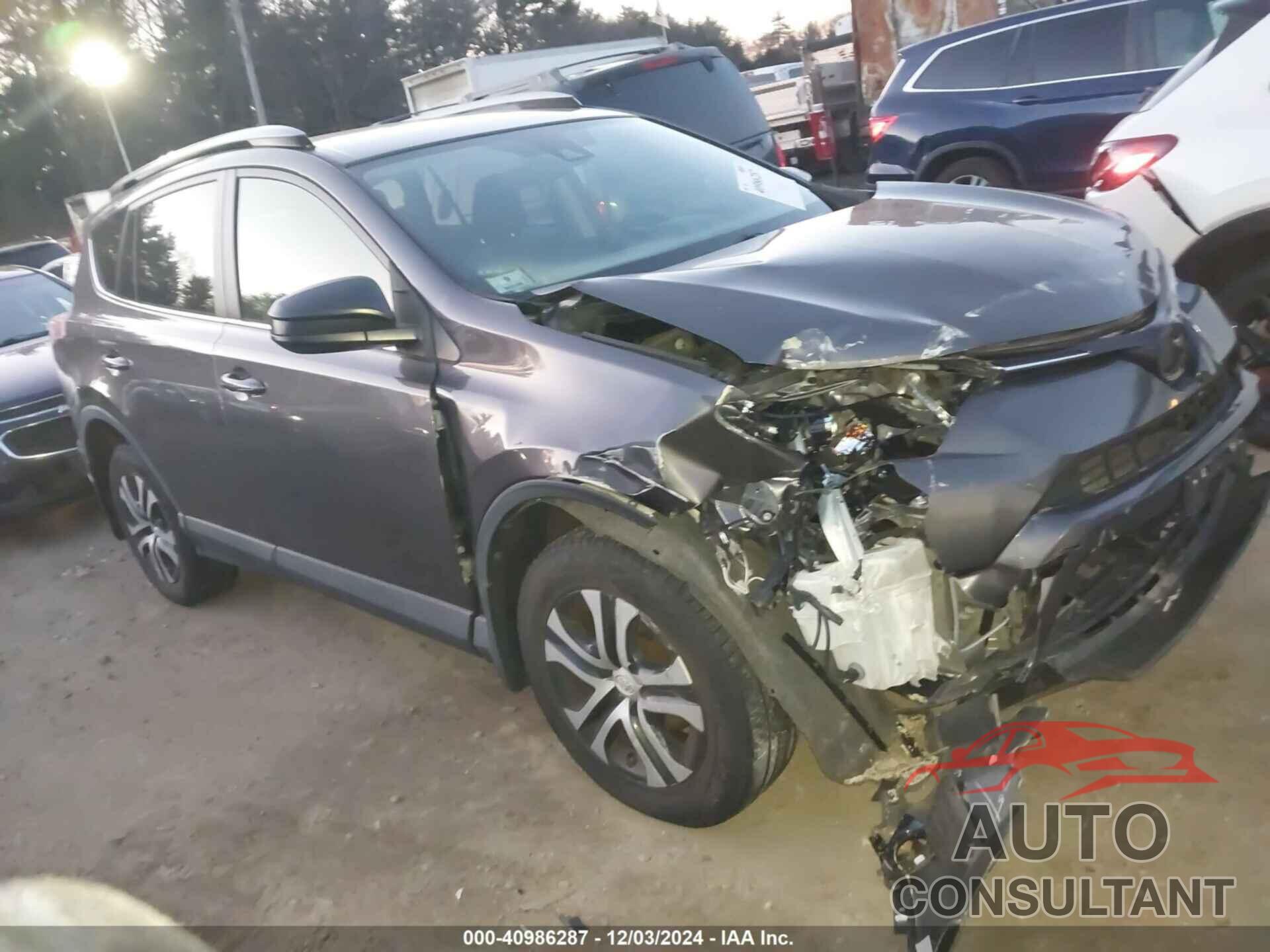 TOYOTA RAV4 2018 - JTMBFREV8JJ729343