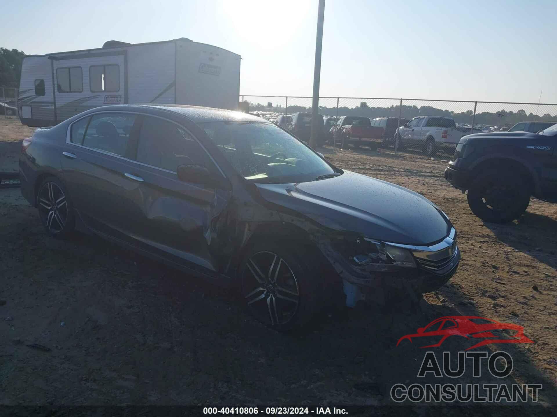 HONDA ACCORD 2017 - 1HGCR2F52HA057373