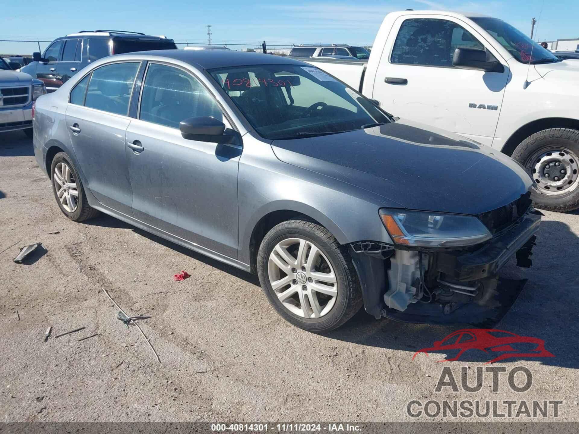 VOLKSWAGEN JETTA 2017 - 3VW2B7AJ5HM353178