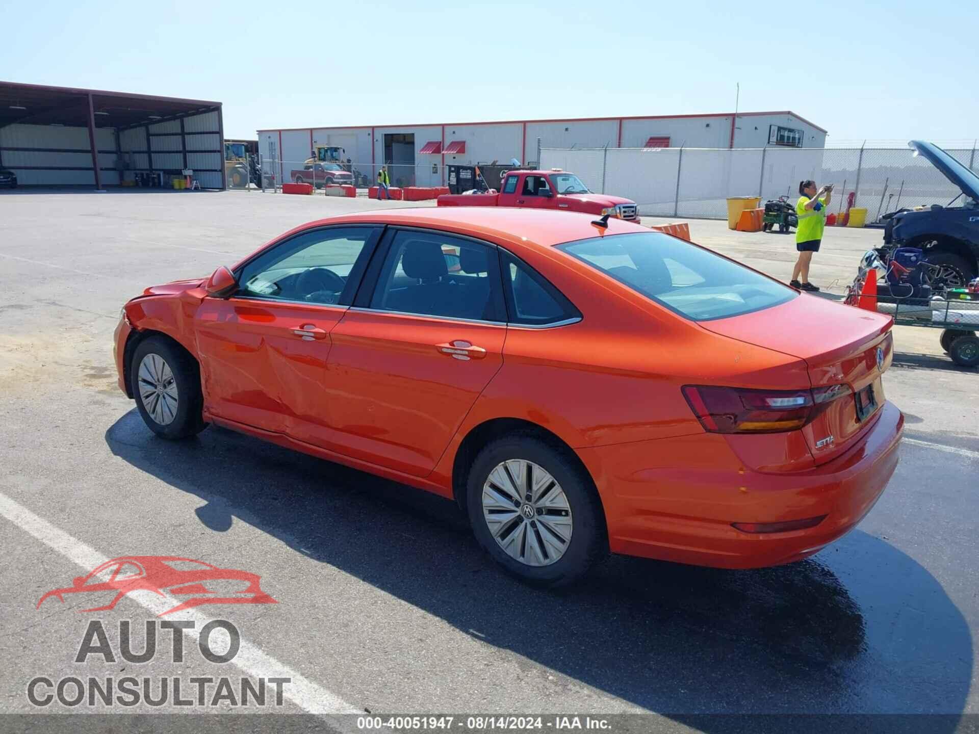 VOLKSWAGEN JETTA 2019 - 3VWC57BU8KM226730