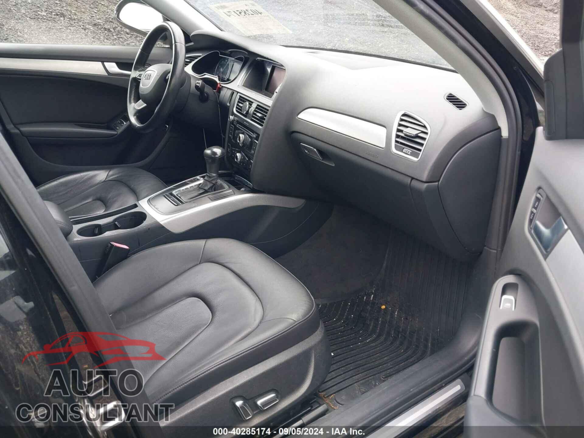 AUDI A4 2013 - WAUAFAFL5DN027615