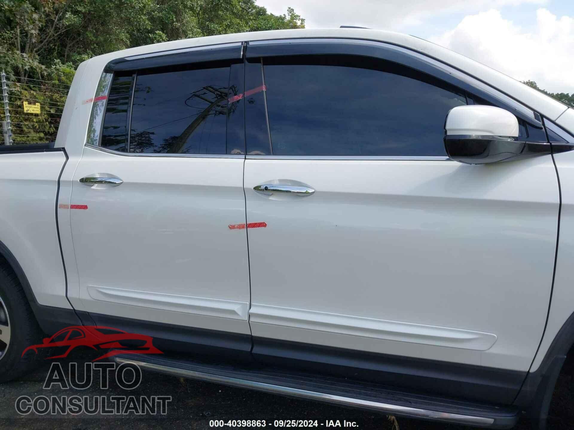 HONDA RIDGELINE 2017 - 5FPYK3F73HB035395