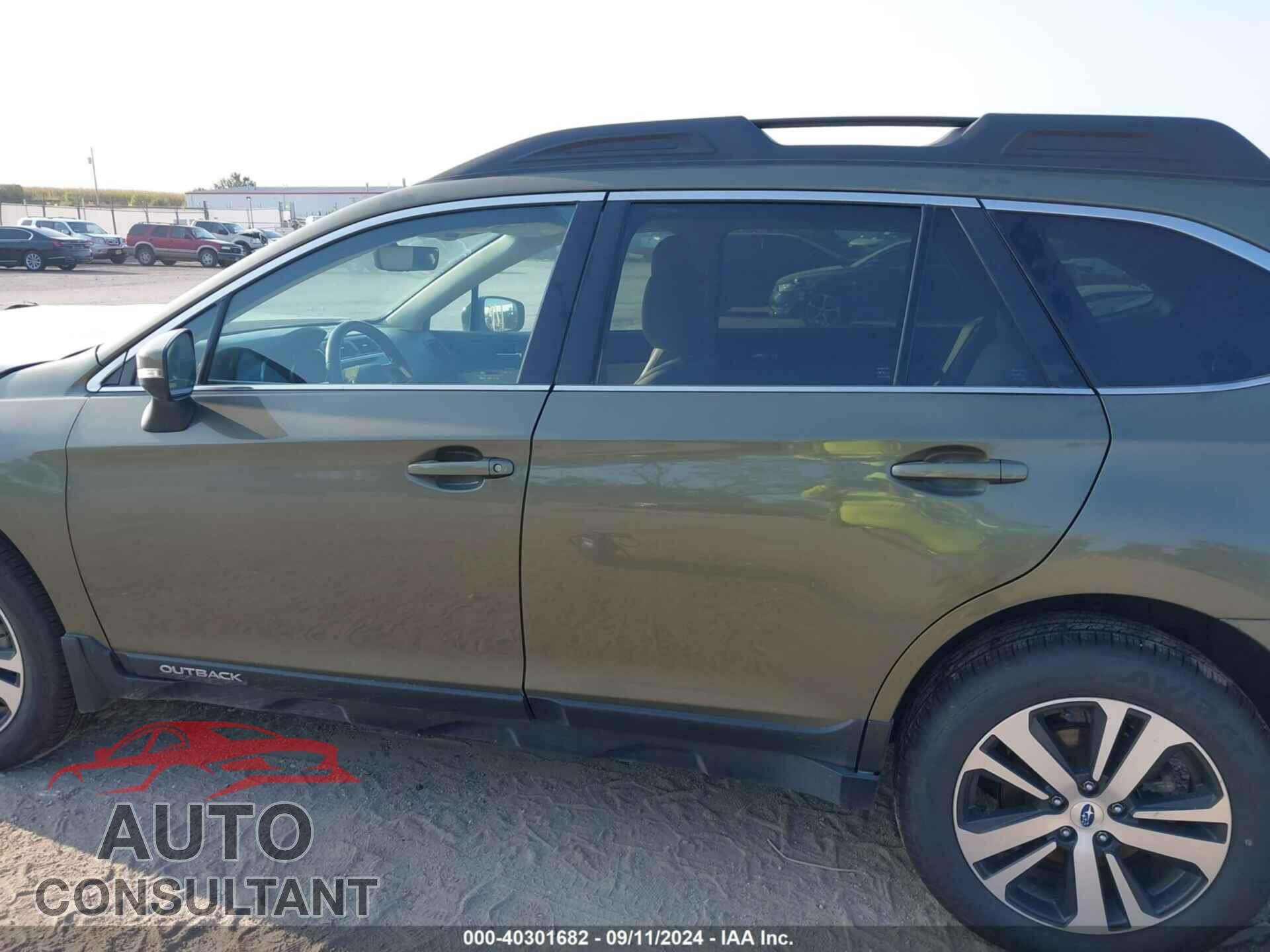 SUBARU OUTBACK 2018 - 4S4BSENC0J3320451