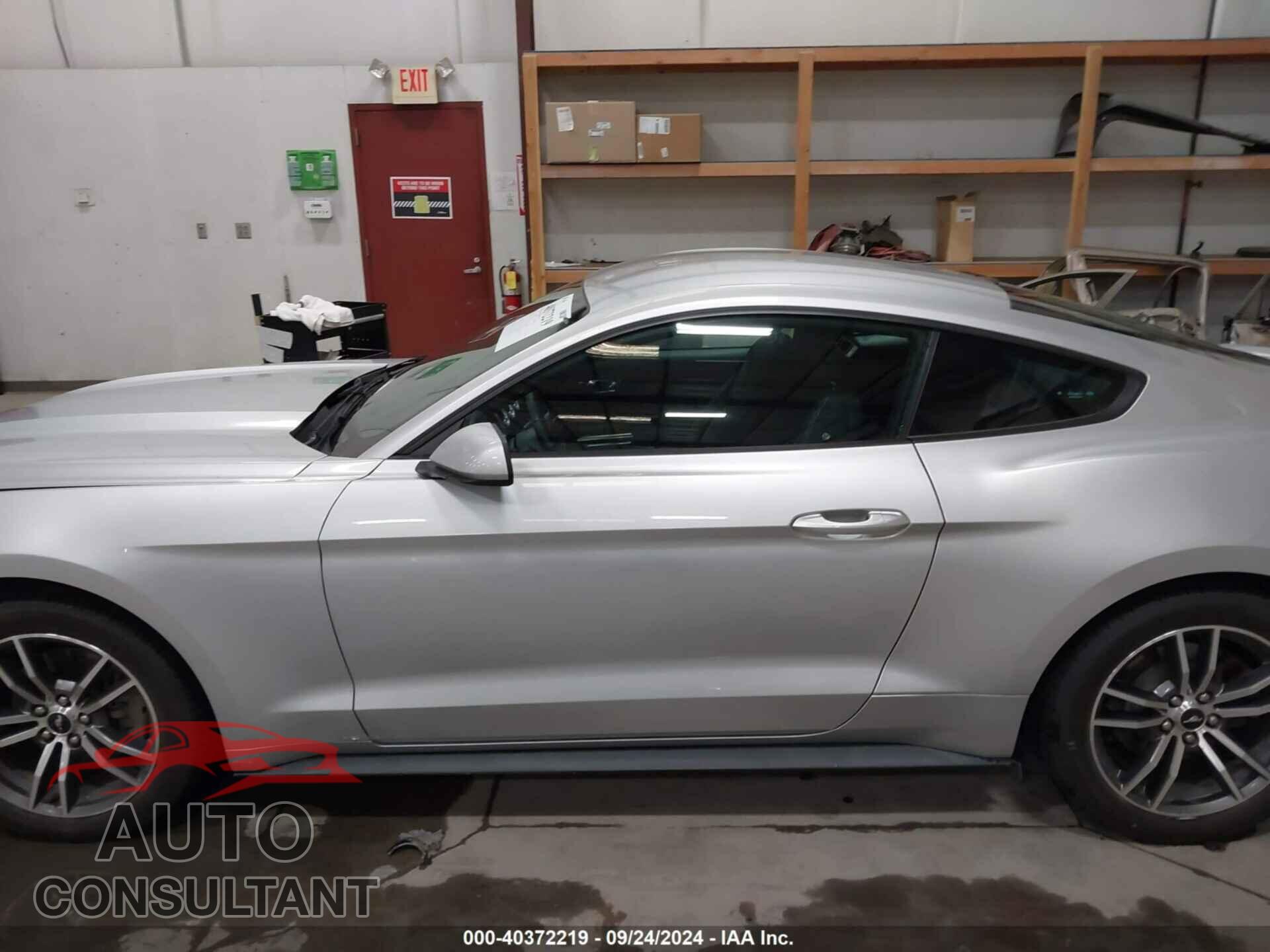 FORD MUSTANG 2017 - 1FA6P8TH9H5227021