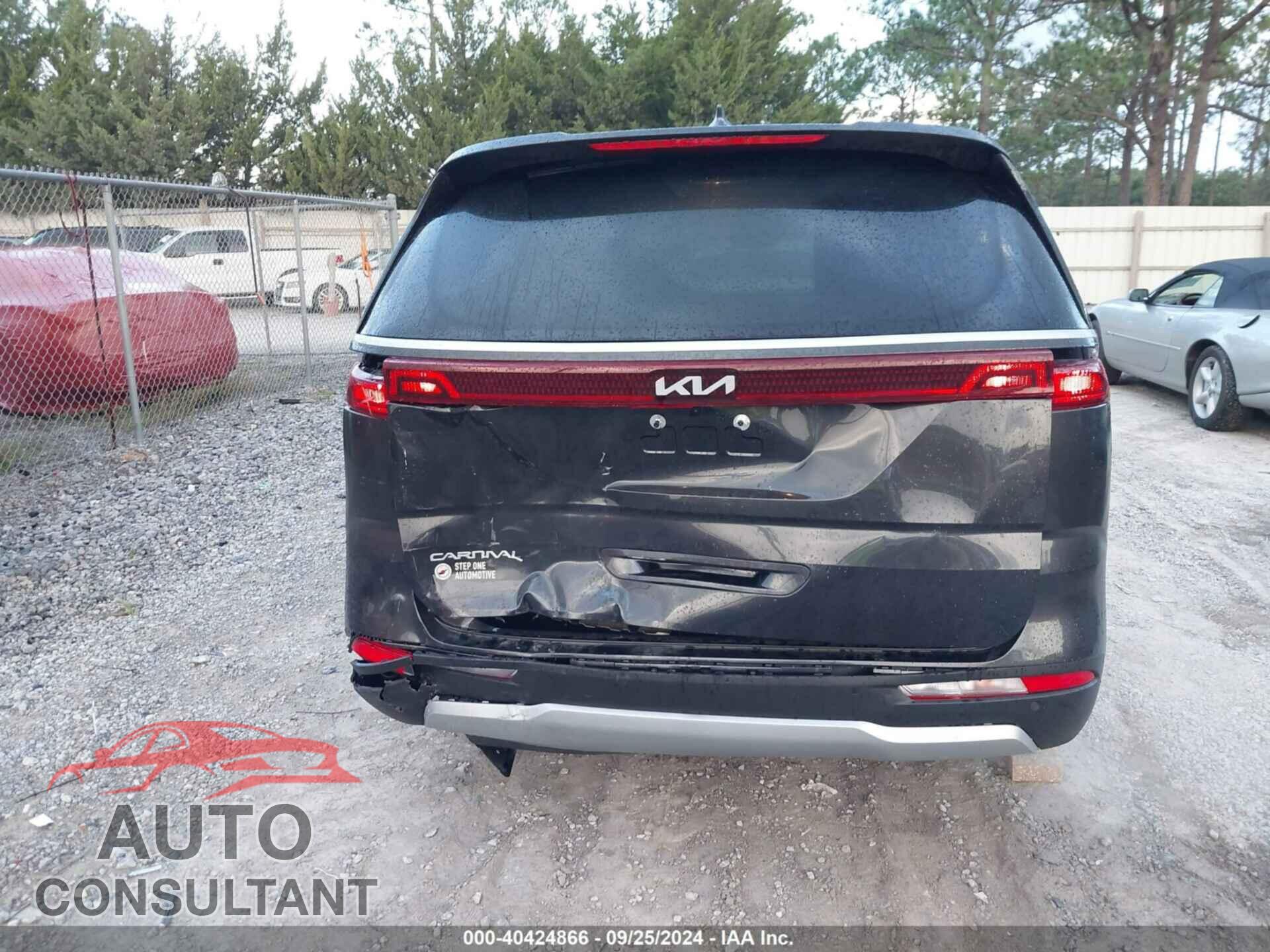 KIA CARNIVAL 2024 - KNDNB4H33R6423249