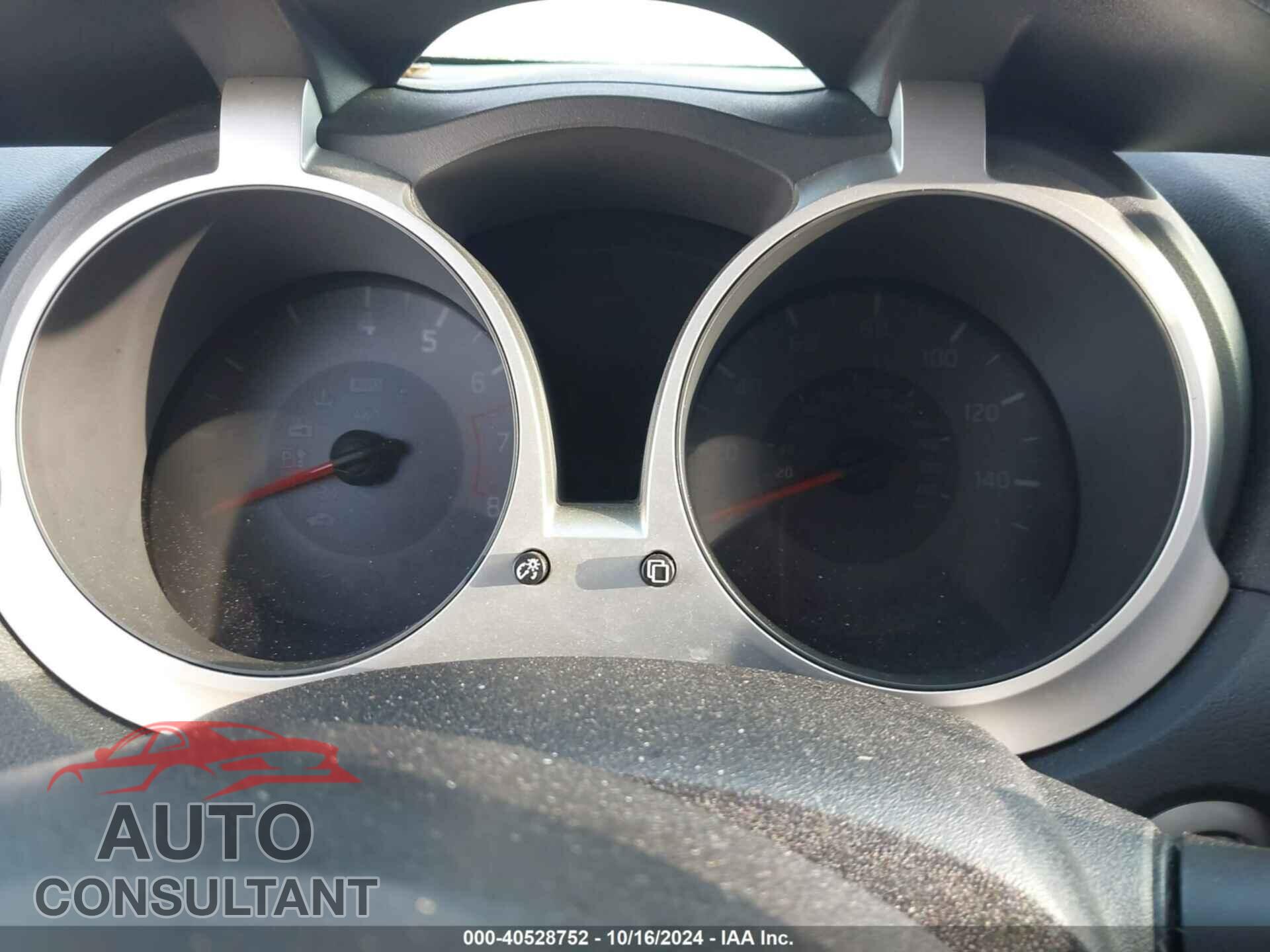 NISSAN JUKE 2016 - JN8AF5MR7GT600066
