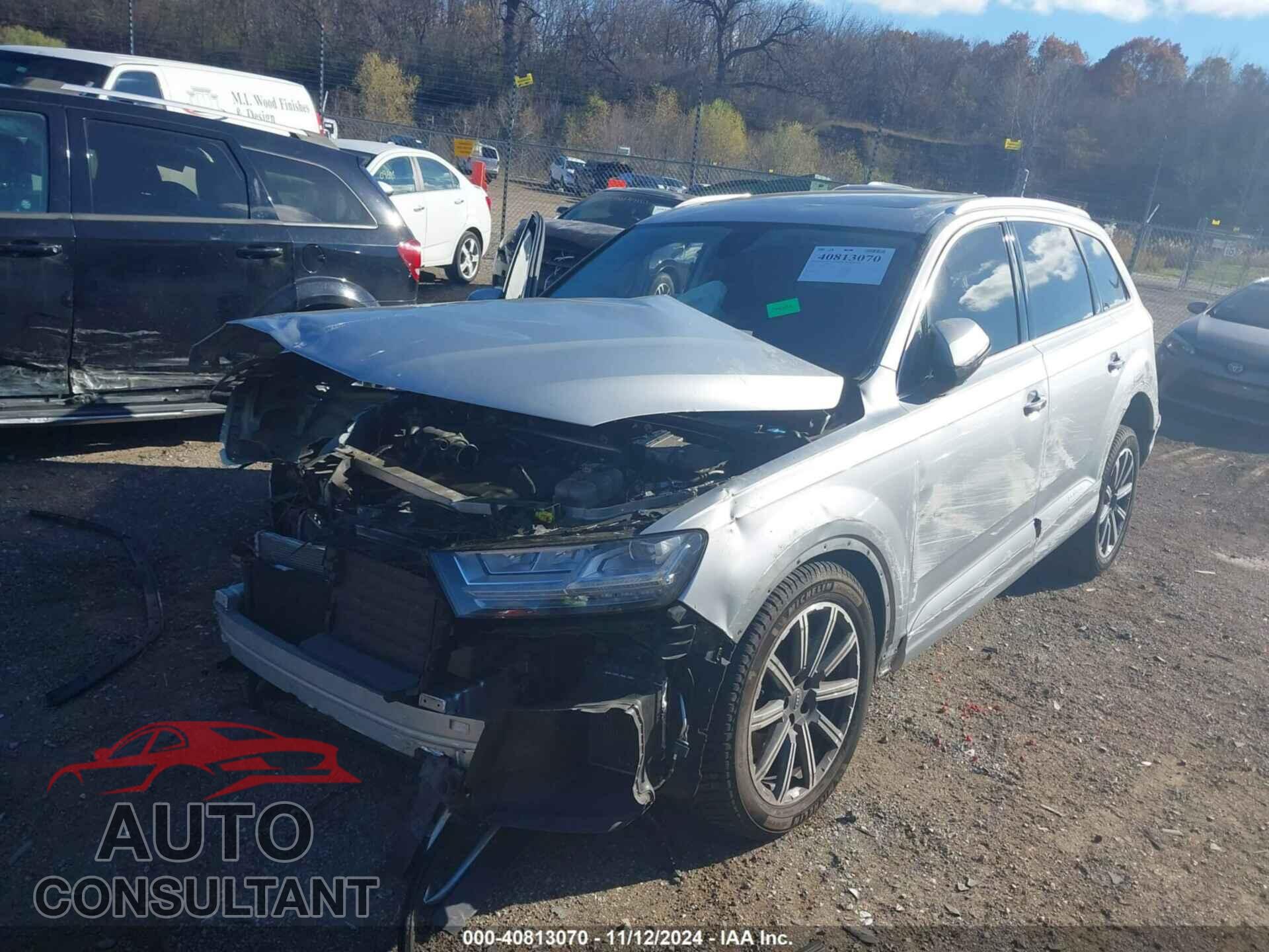 AUDI Q7 2018 - WA1VAAF70JD024770