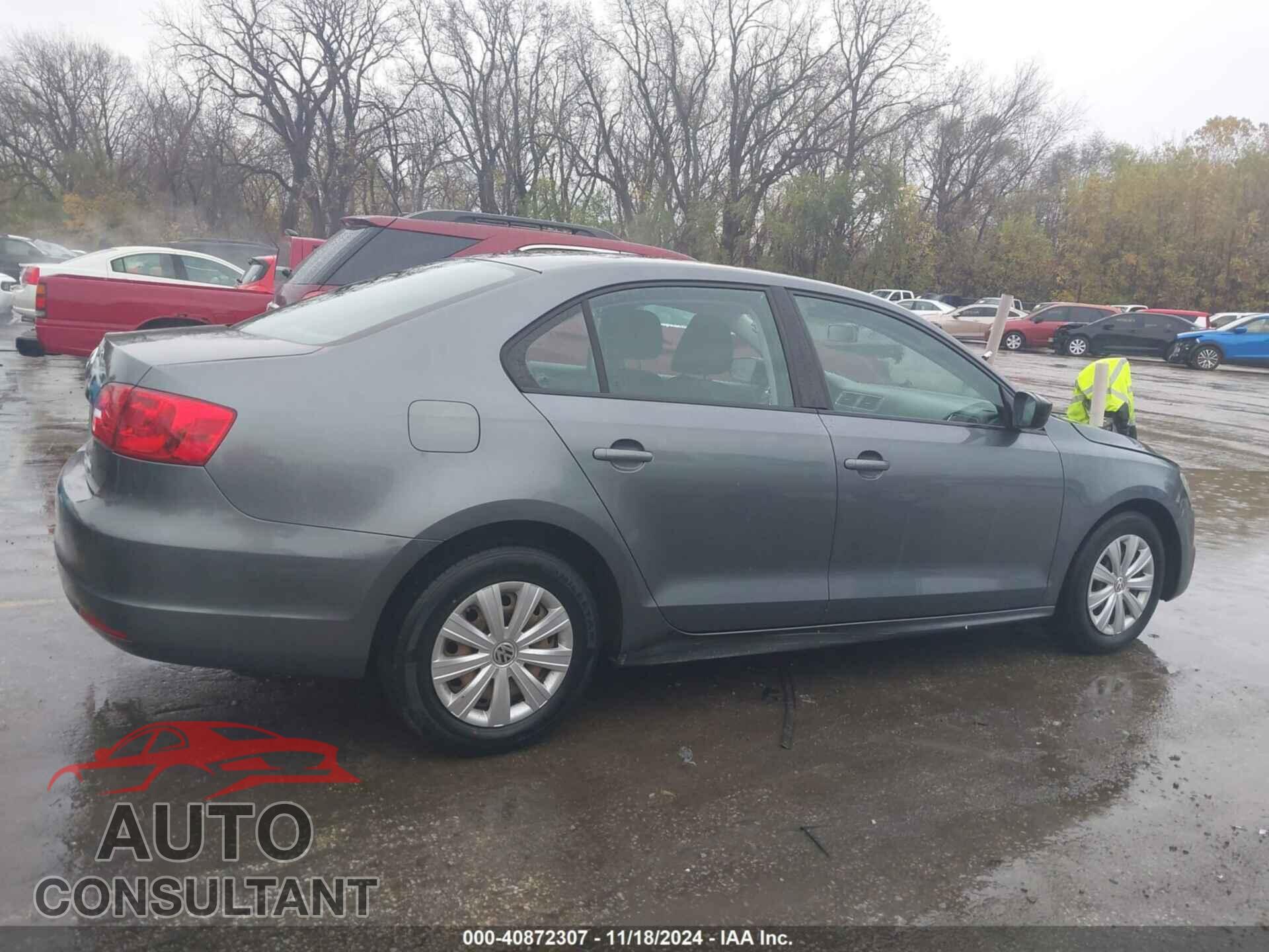 VOLKSWAGEN JETTA 2013 - 3VW2K7AJ4DM308503