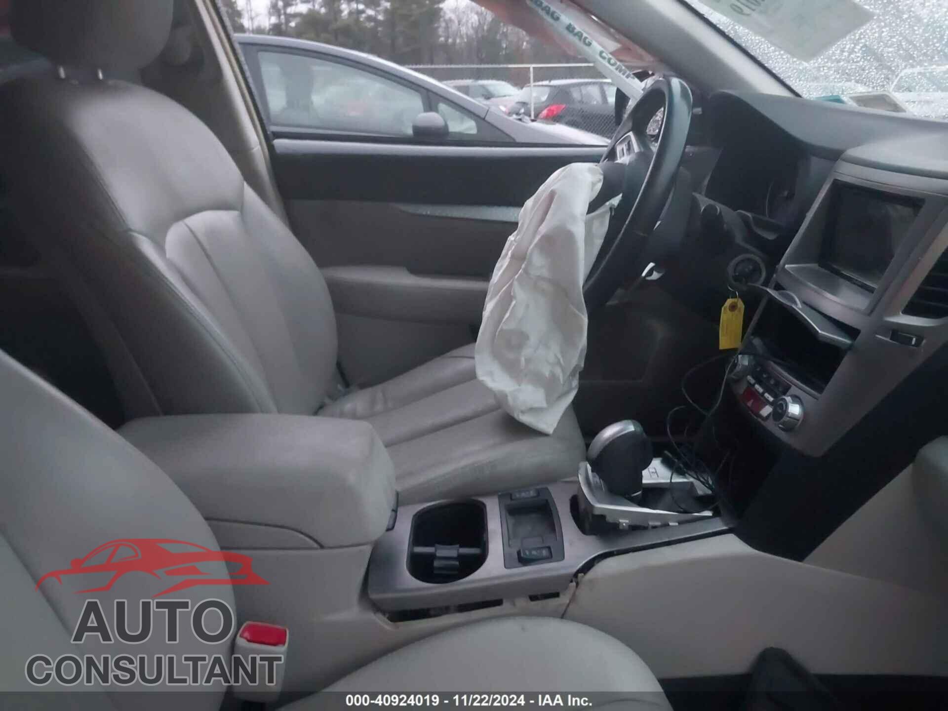 SUBARU OUTBACK 2014 - 4S4BRBCC9E3261404