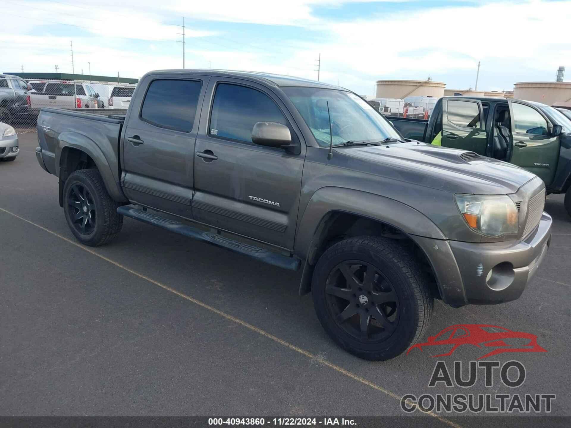 TOYOTA TACOMA 2011 - 3TMJU4GN6BM123710
