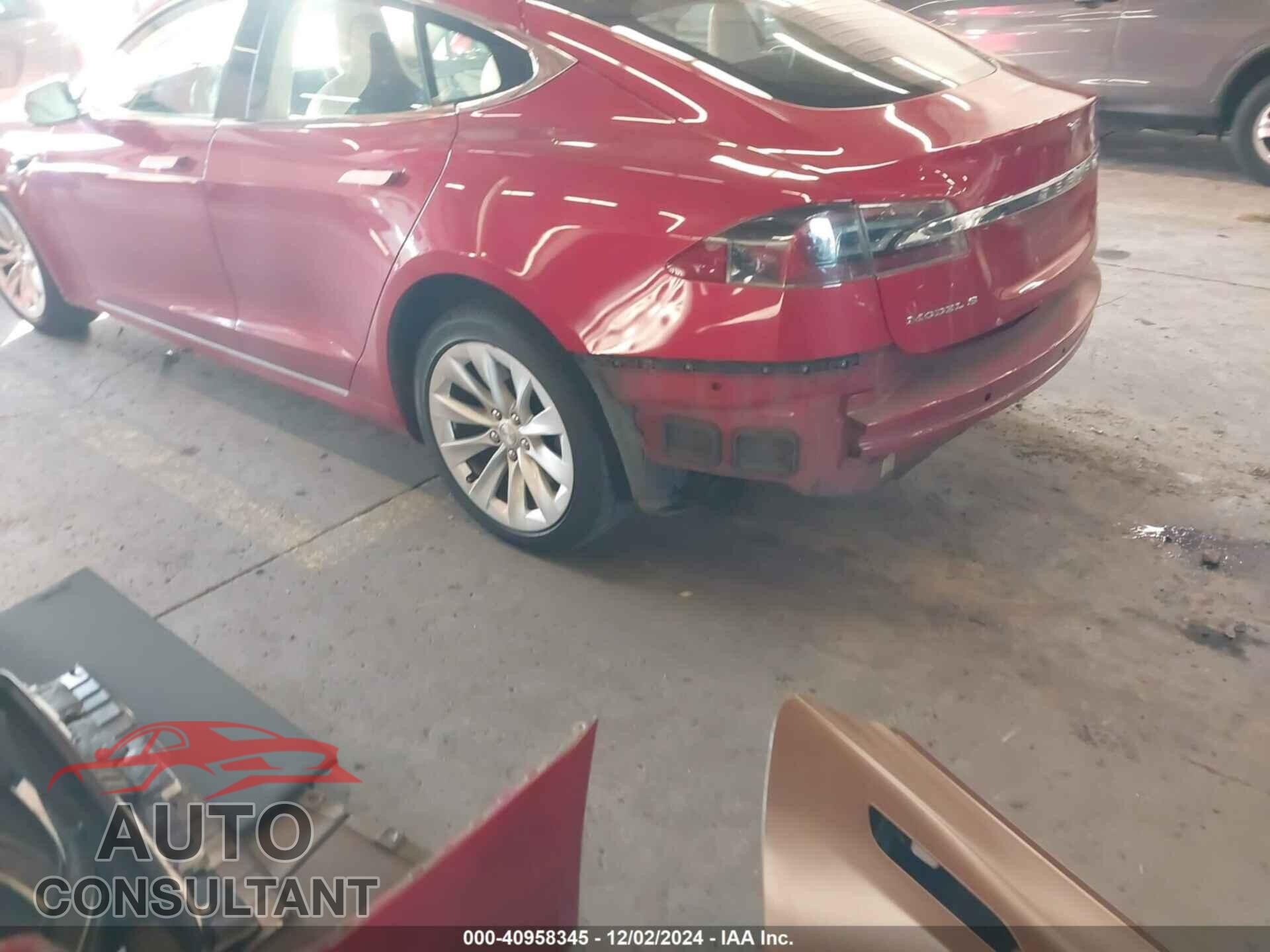 TESLA MODEL S 2017 - 5YJSA1E18HF216043