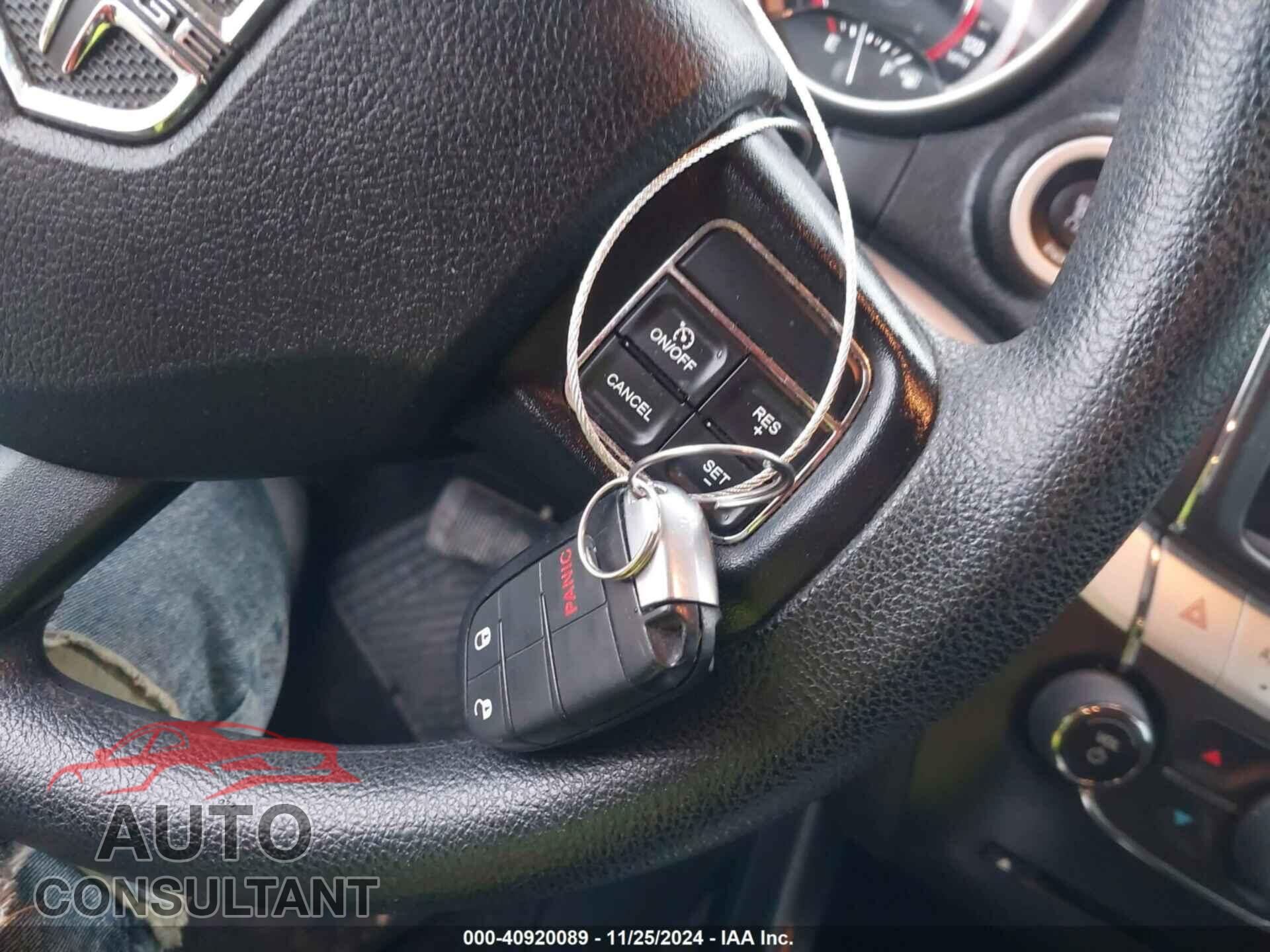 DODGE JOURNEY 2016 - 3C4PDCBG3GT123075